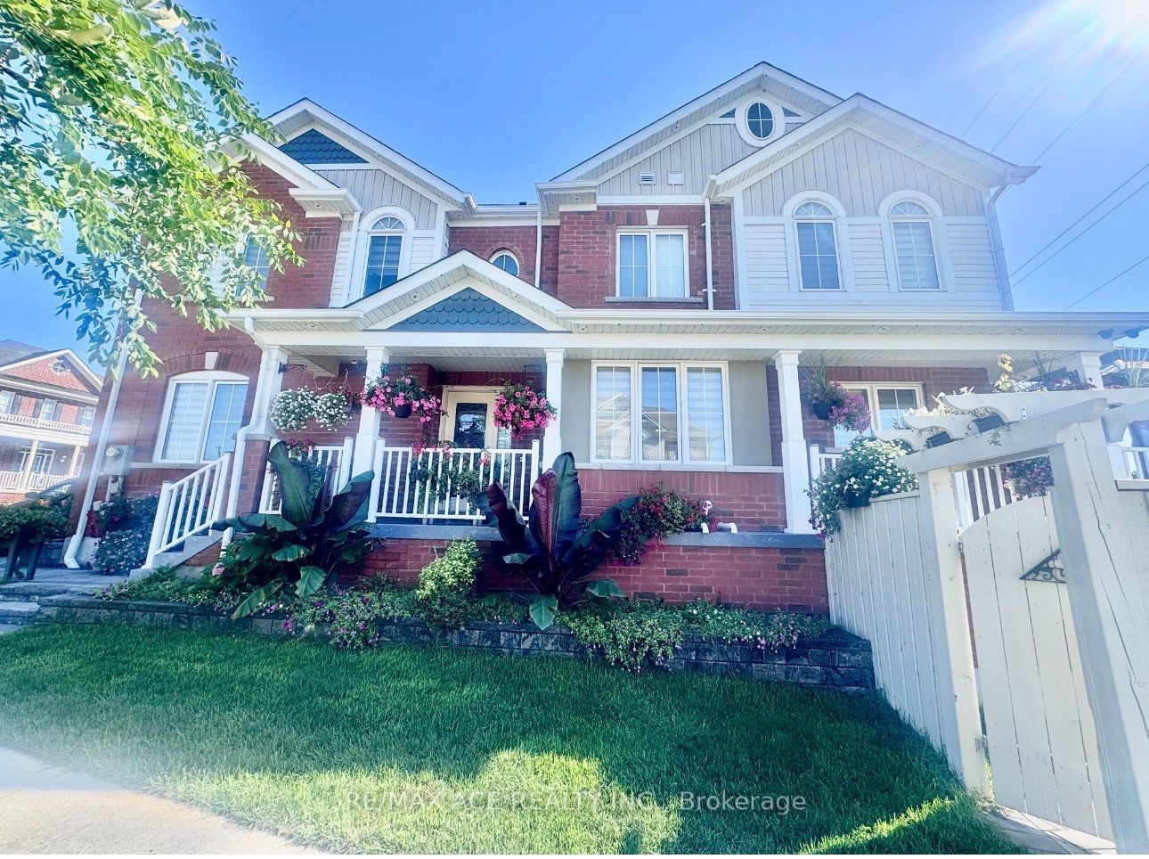 1011 Cameo Street, Pickering, ON L1X 0G3