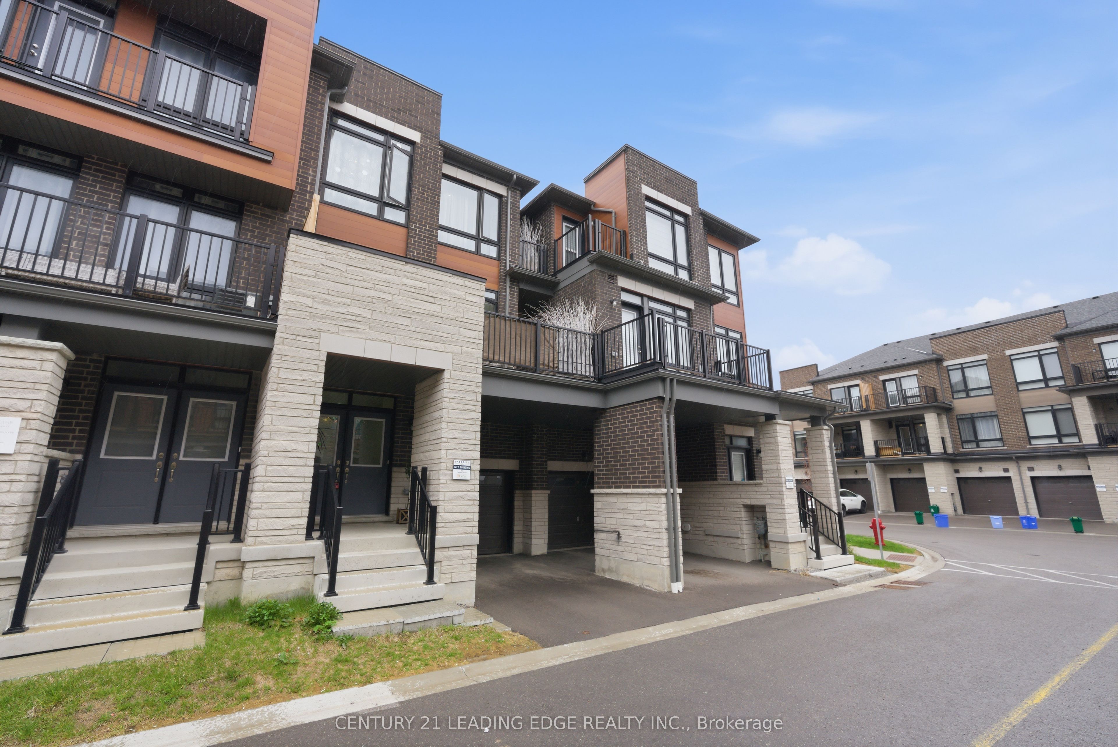 12 Coppini Lane, Ajax, ON L1S 0G9 photo 2
