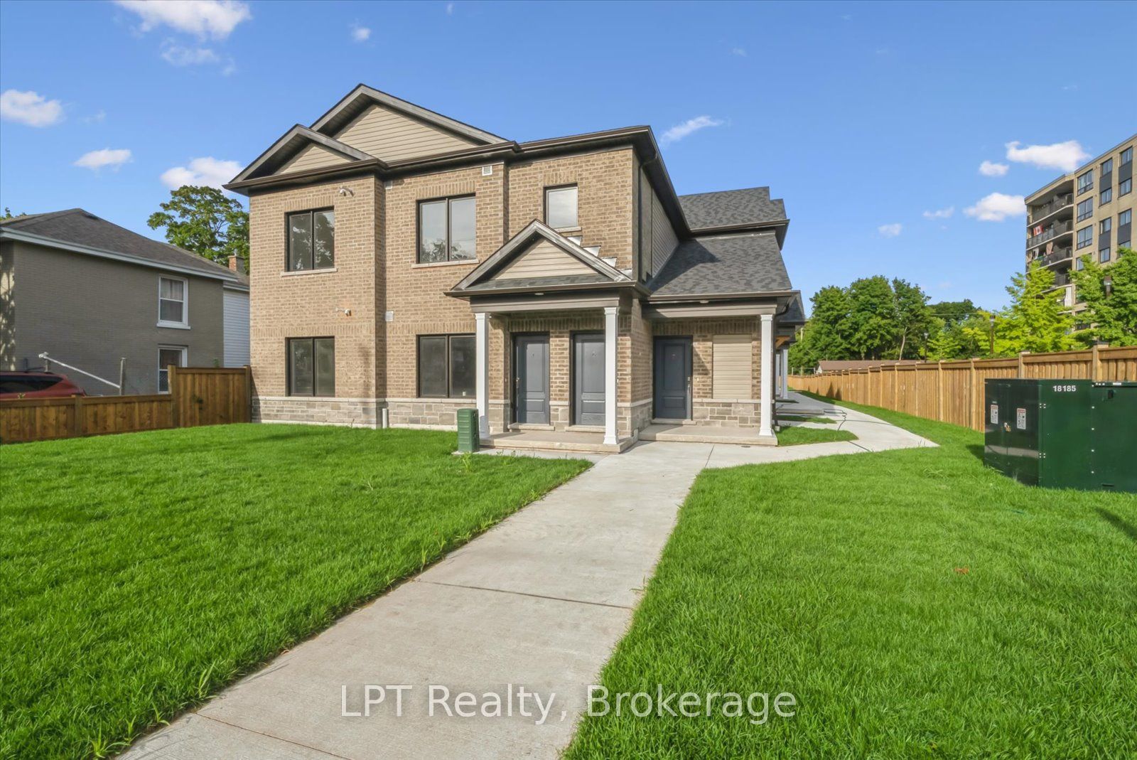 223 Albert Street 6, Oshawa, ON L1H 4R6 photo 4