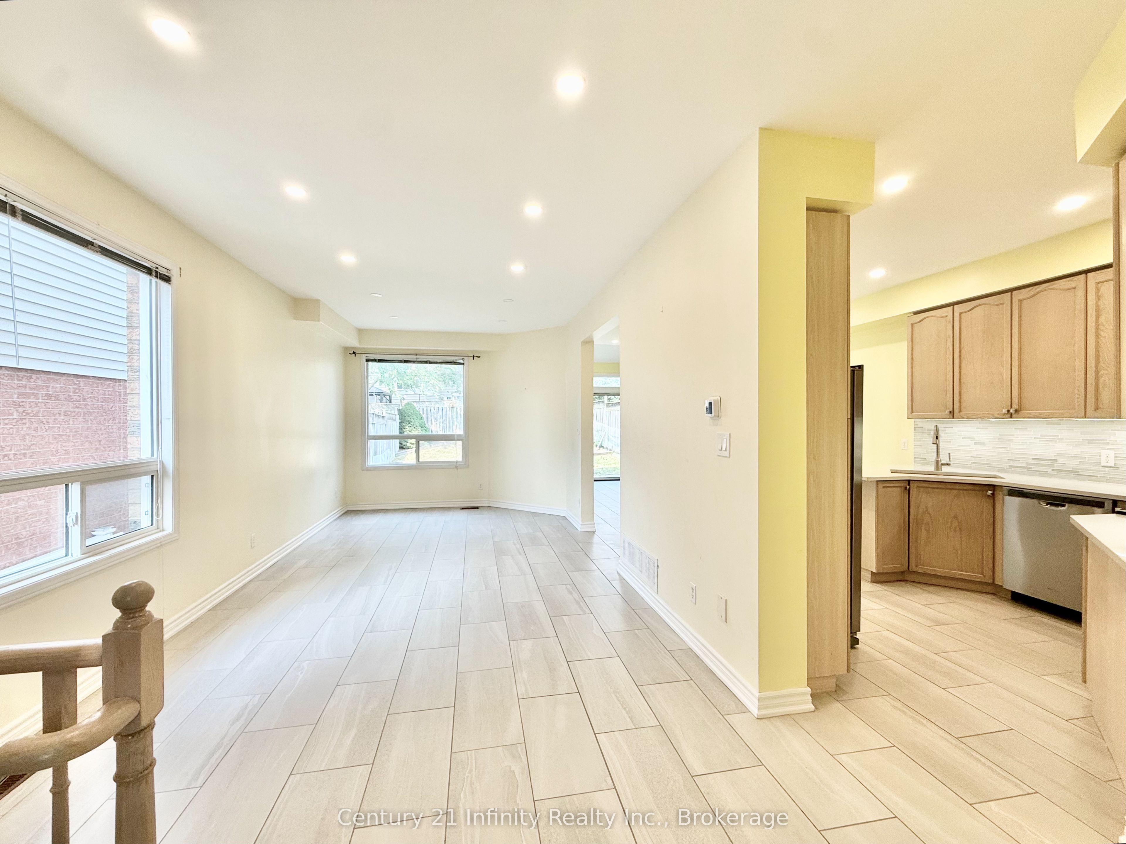 1171 Springbank Drive, Oshawa, ON L1K 2M9 photo 5