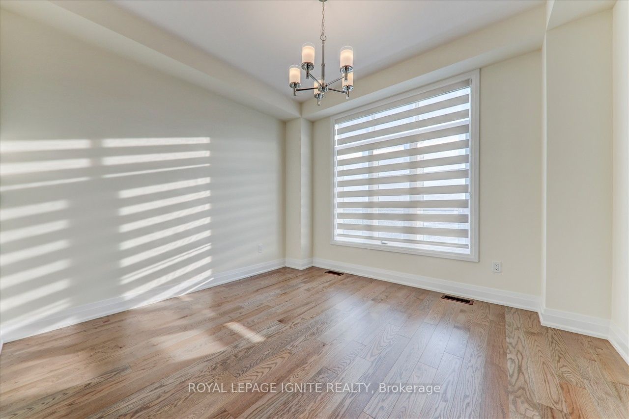 2815 Albatross Way, Pickering, ON L1X 0P6 photo 4