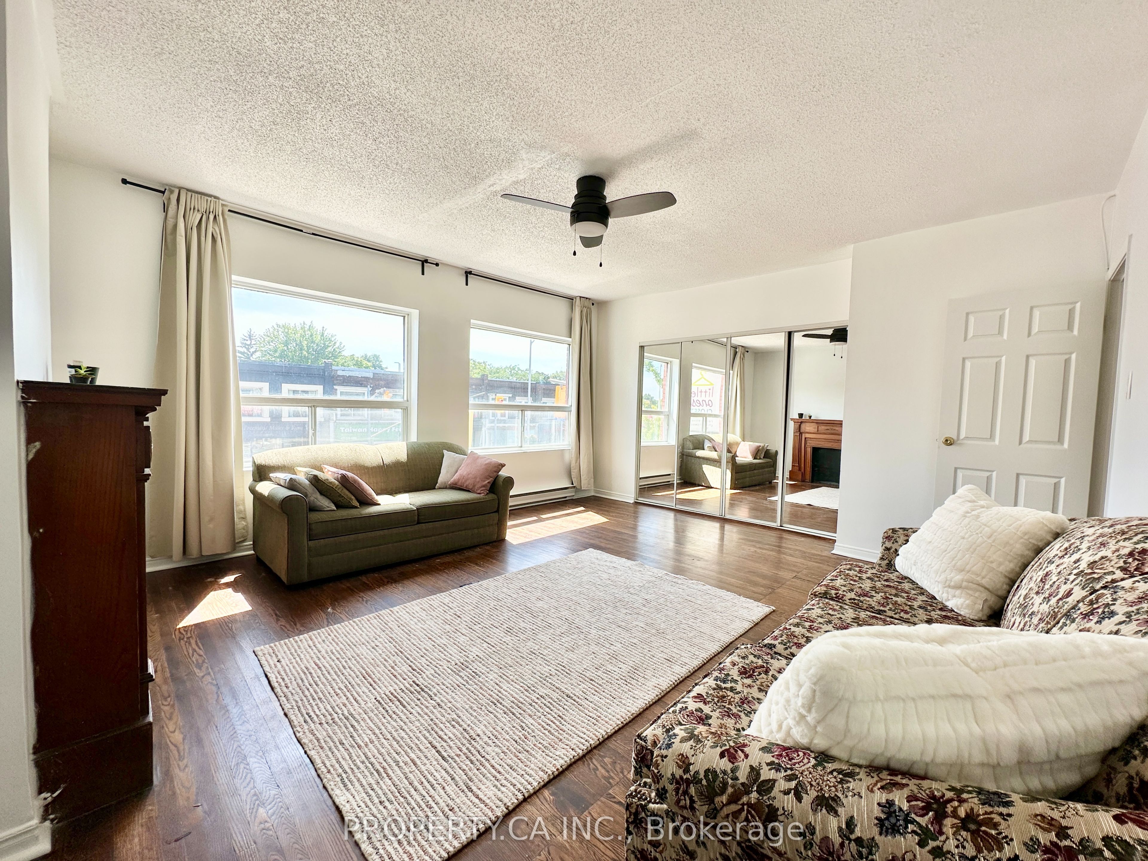1854 Danforth Avenue A, Toronto, ON M4C 1J4