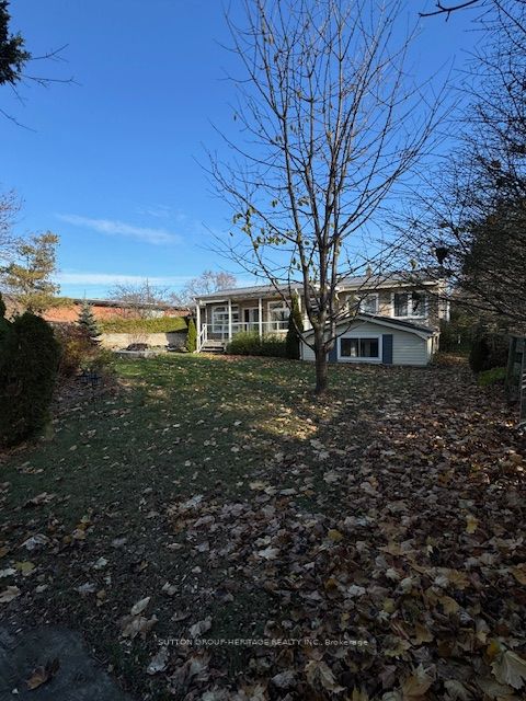 906 Liverpool Road, Pickering, ON L1W 1S6 photo 2