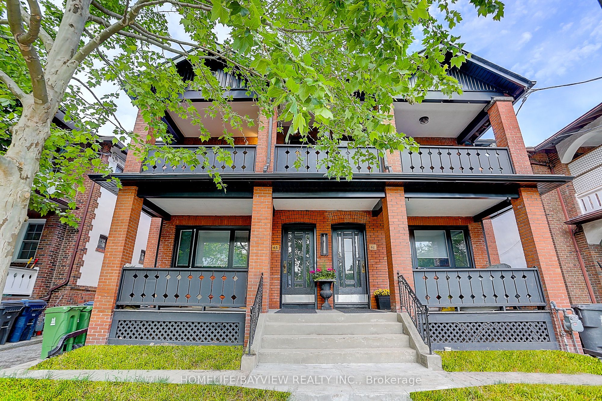 43 Wineva Avenue Lower, Toronto, ON M4E 2T1