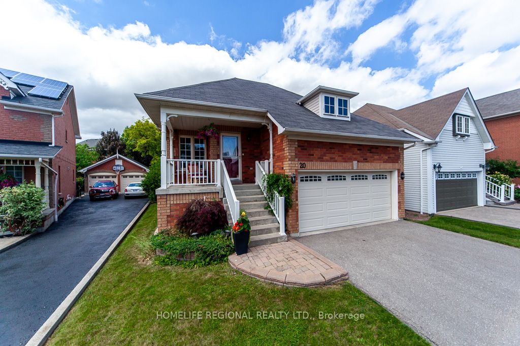 20 Rosemarie Crescent, Whitby, ON L1M 1G6 photo 2
