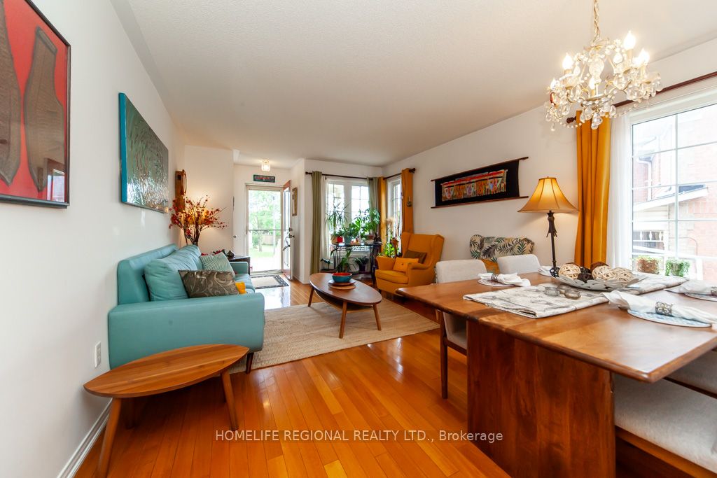 20 Rosemarie Crescent, Whitby, ON L1M 1G6 photo 3
