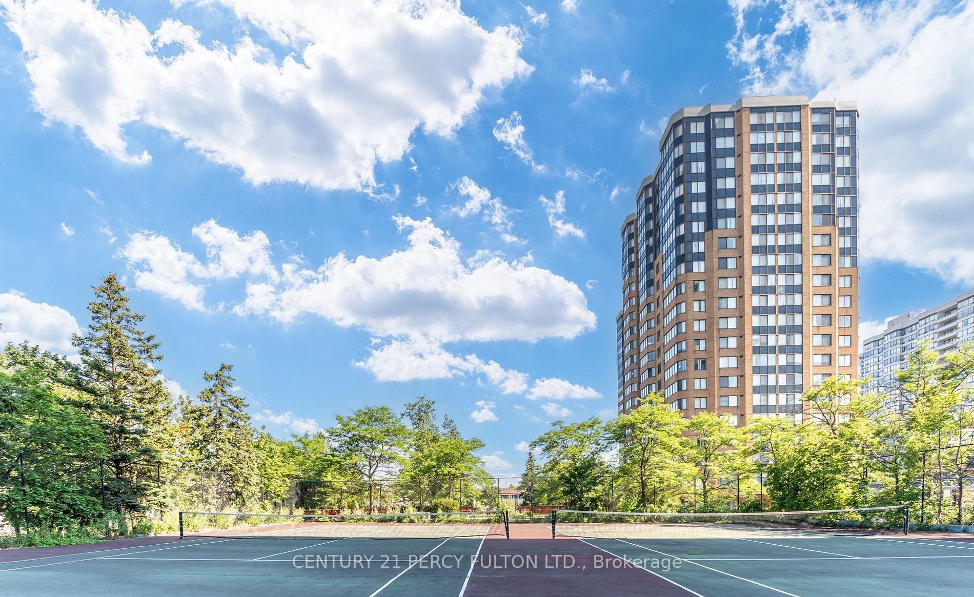 80 Alton Towers Circle 104, Toronto, ON M1V 5E8 photo 5