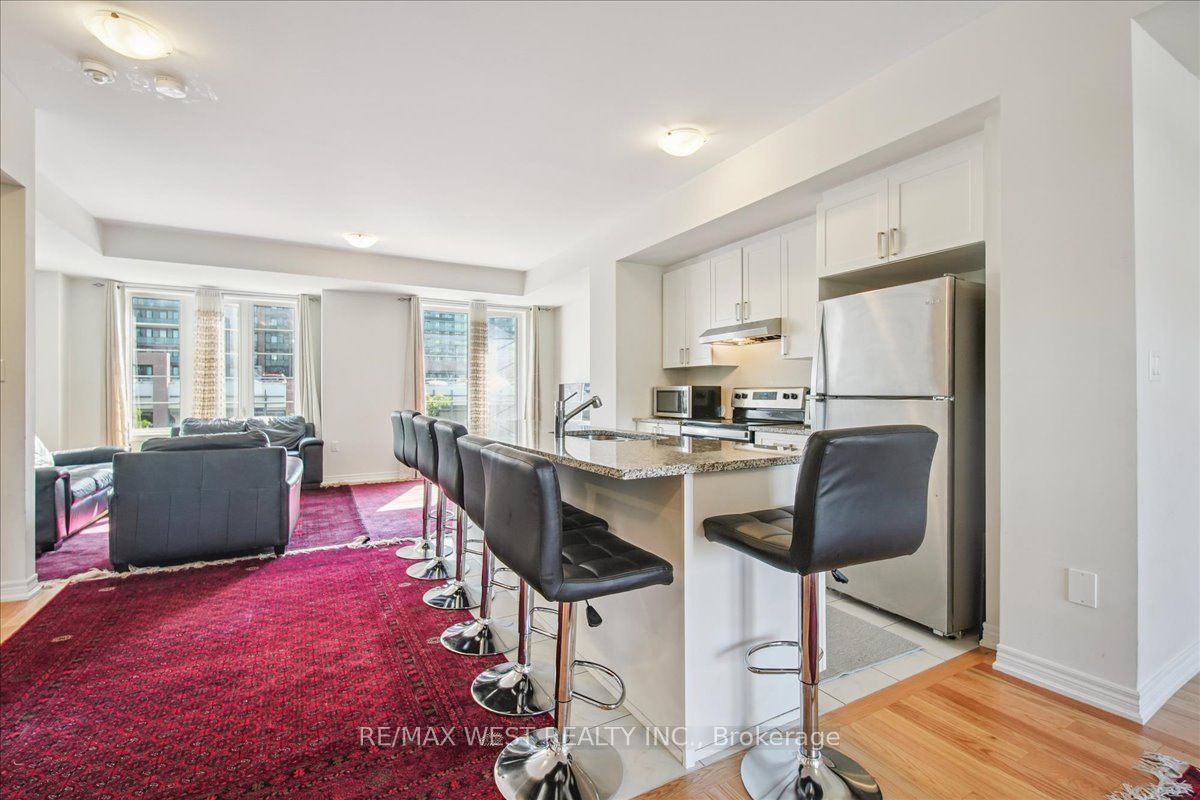 115 Air Dancer Crescent, Oshawa, ON L1L 0V3 photo 3