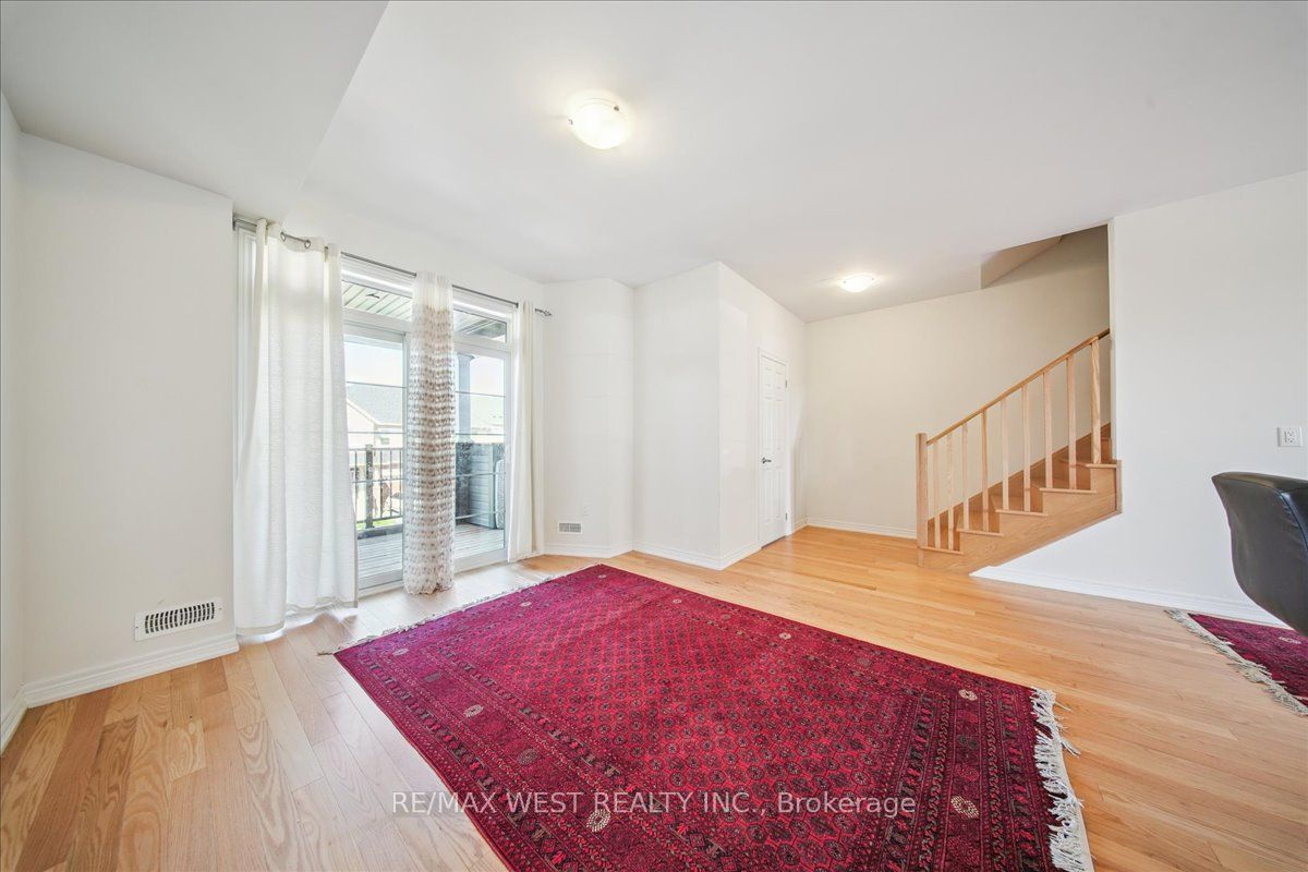 115 Air Dancer Crescent, Oshawa, ON L1L 0V3 photo 5