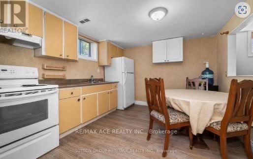127 Poplar Road Bsmt, Toronto, ON M1E 1Z5 photo 5