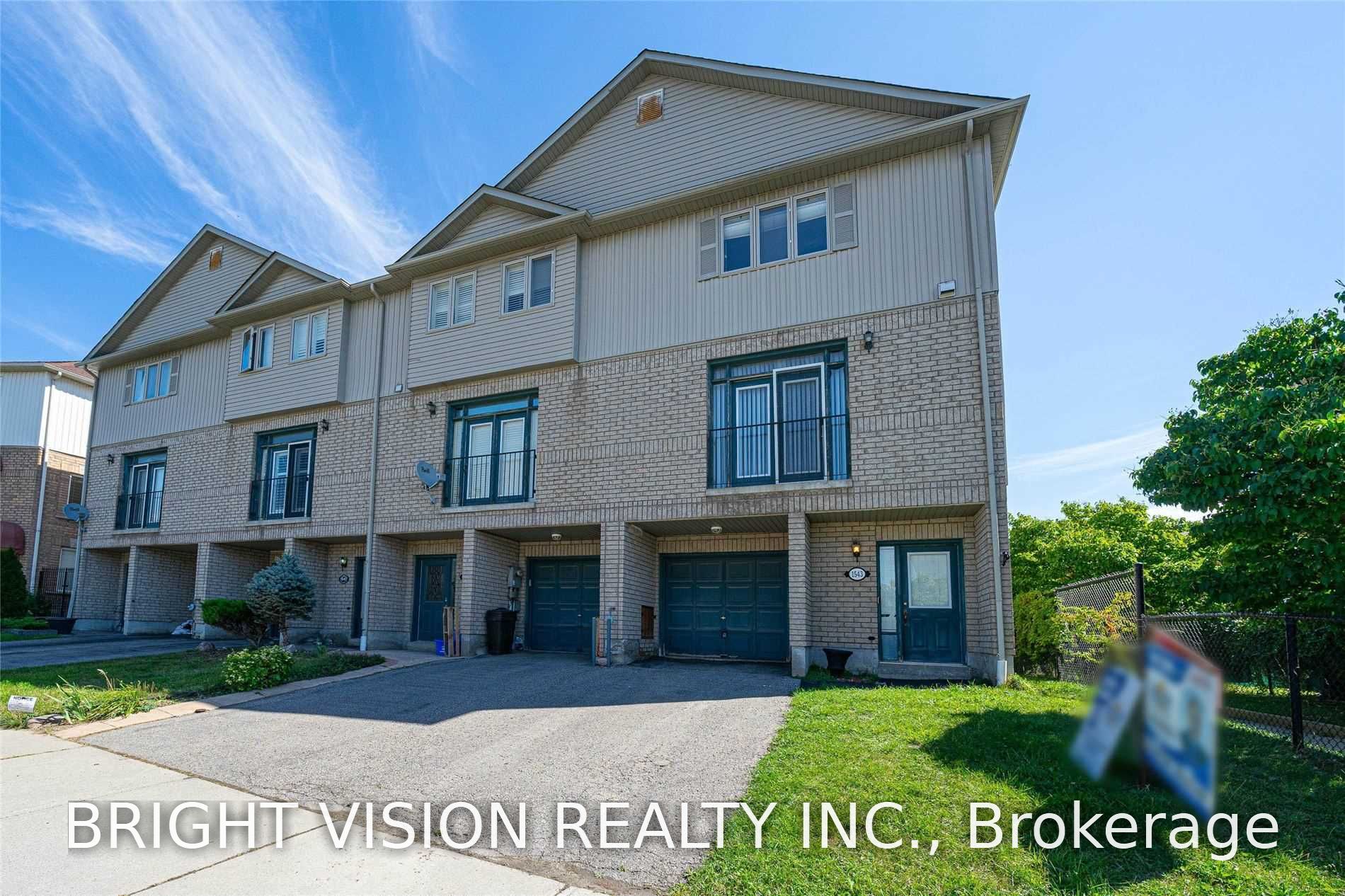 1543 Hummingbird Court, Pickering, ON L1V 7H8 photo 3