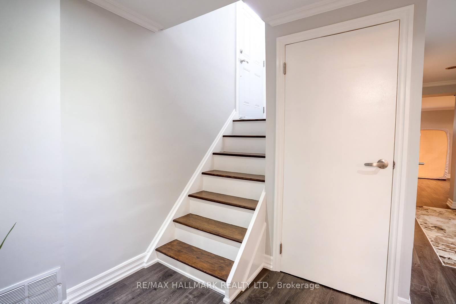 110 Trinnell Boulevard, Toronto, ON M1L 1S7 photo 5