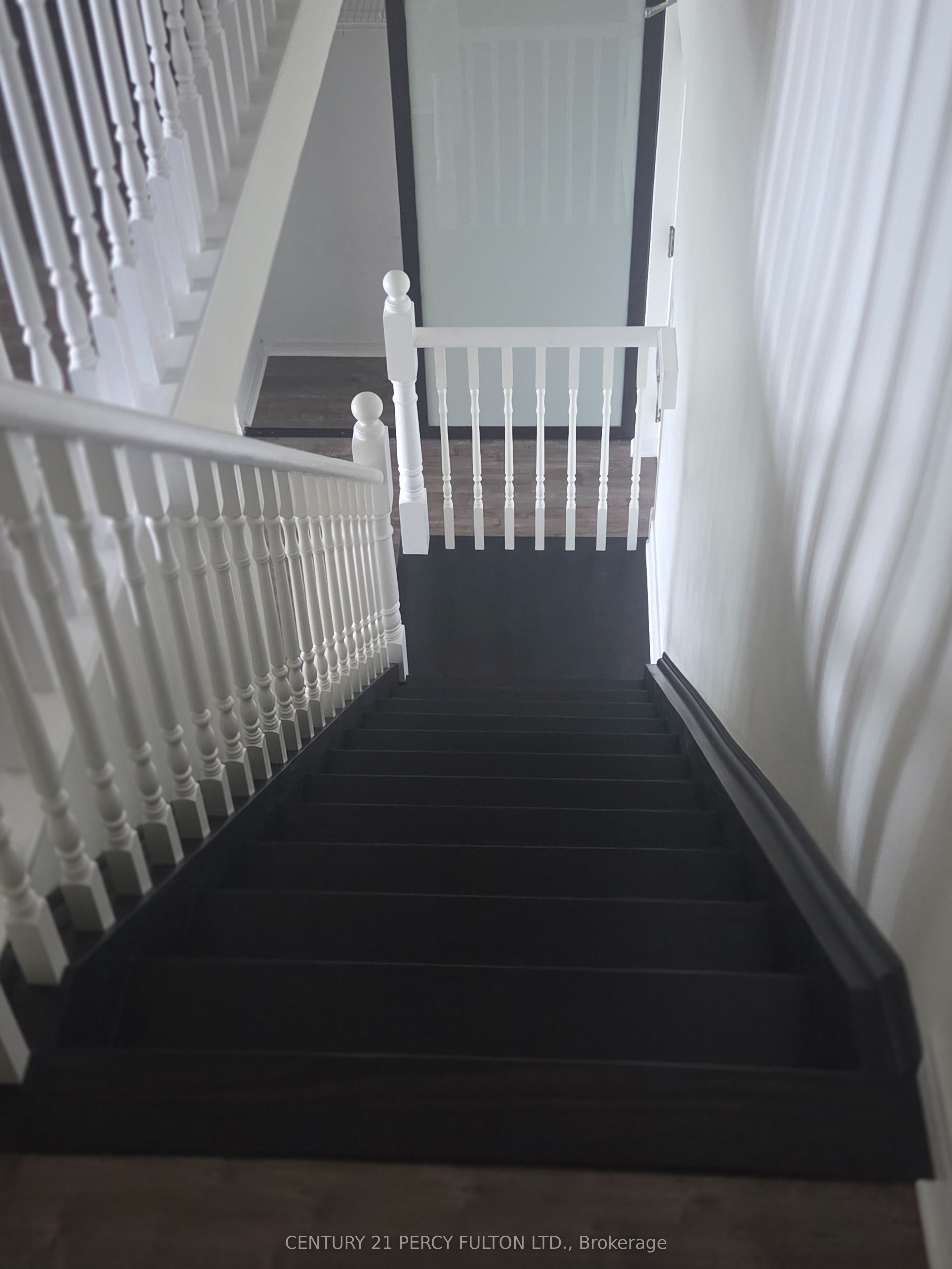 25 Cumberland Lane 304, Ajax, ON L1S 7K1