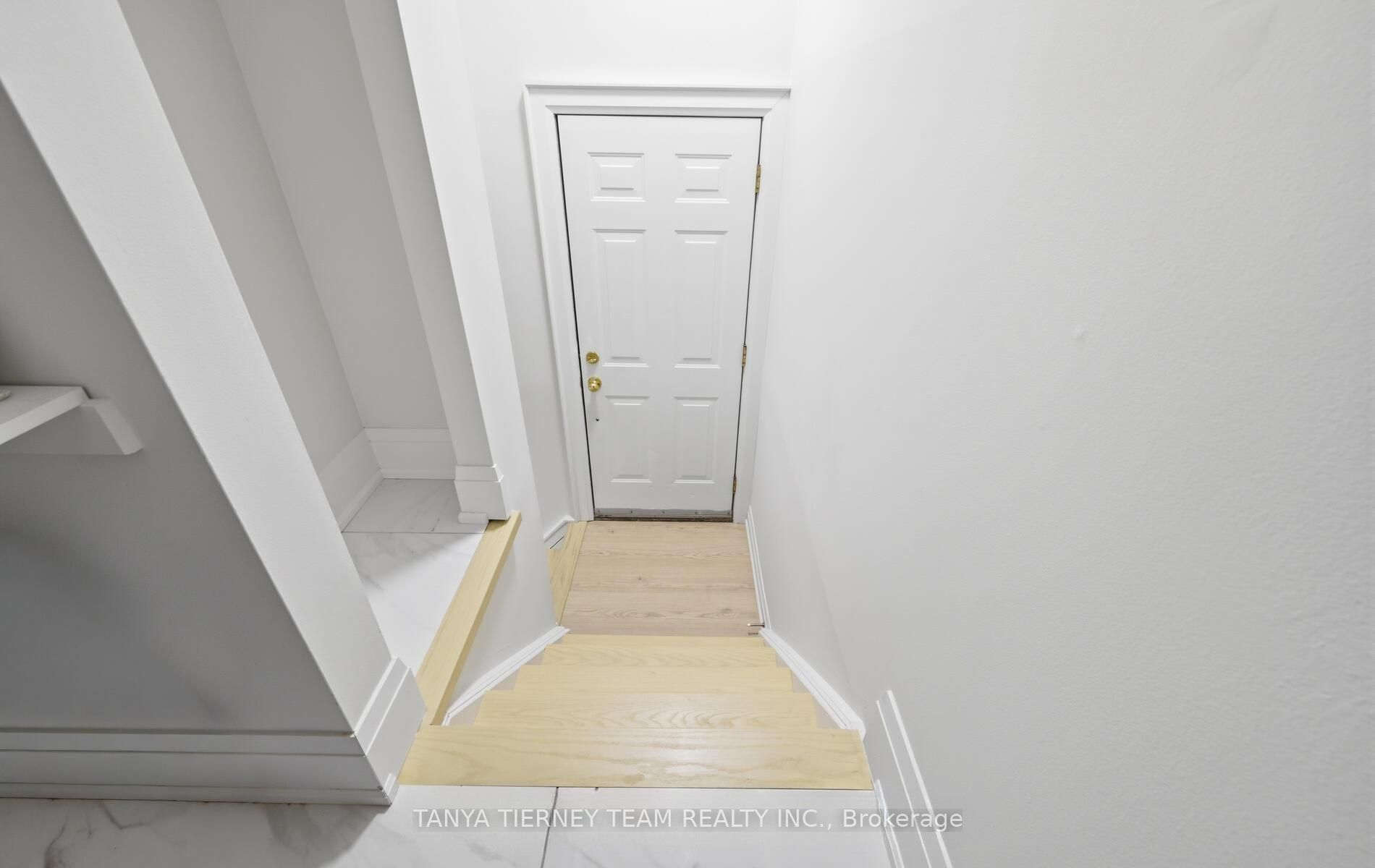 1402 Colmar Avenue Basement, Pickering, ON L1W 1C3 photo 3