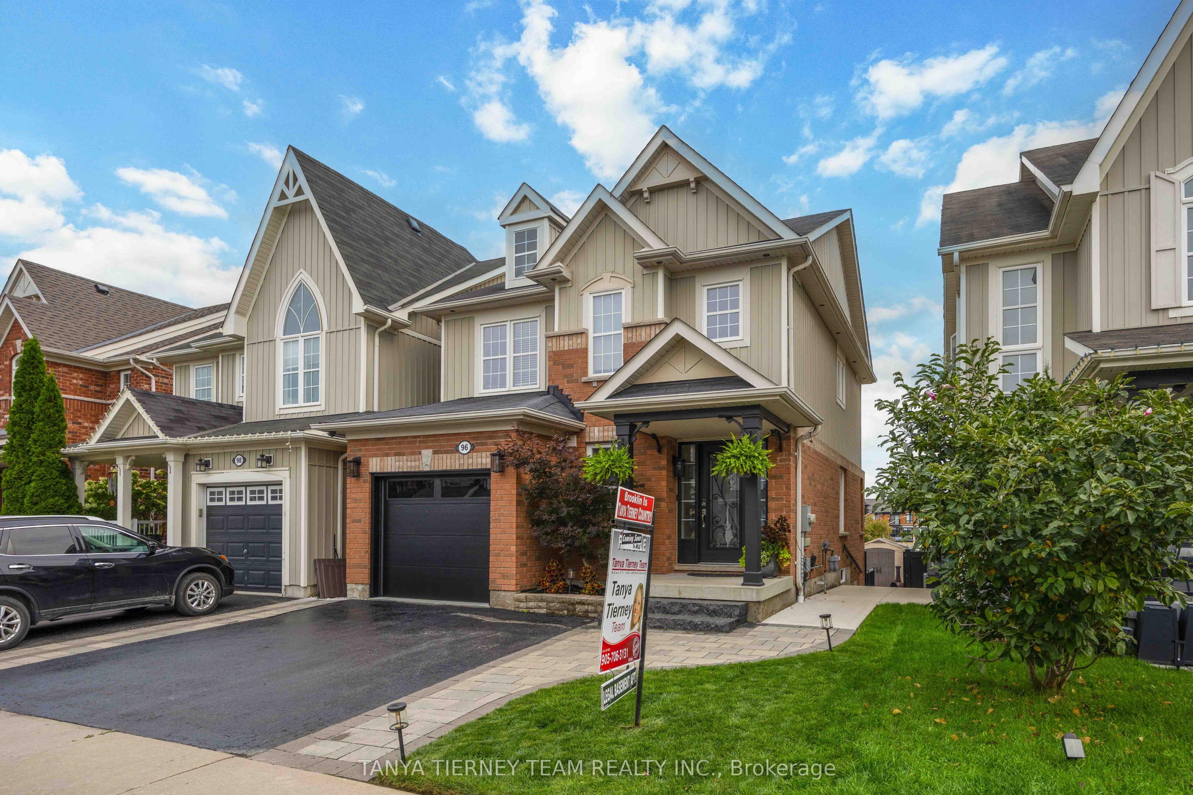 96 Mildenhall Place, Whitby, ON L1M 0E4 photo 2