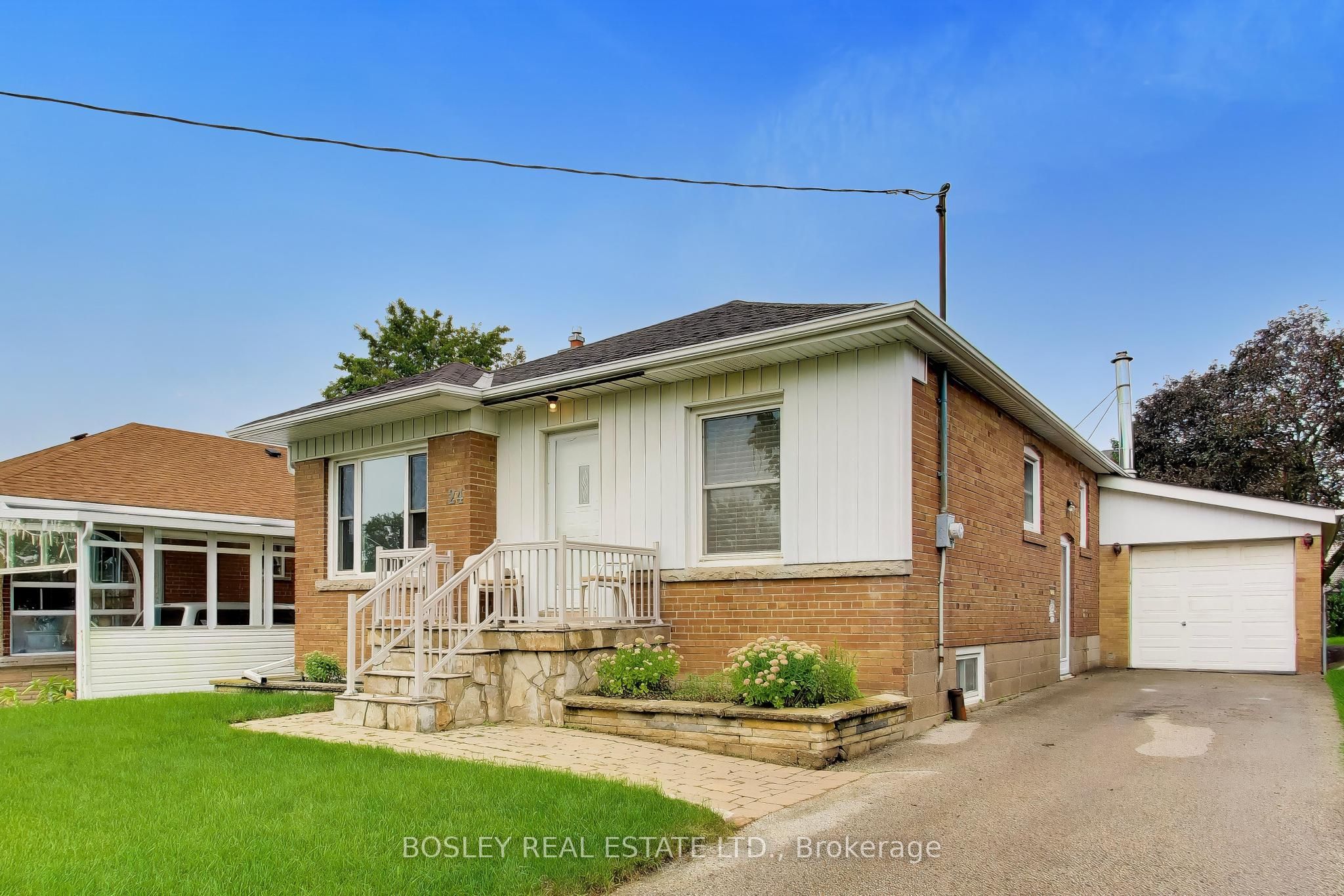 24 Tulip Drive, Toronto, ON M1R 1W1