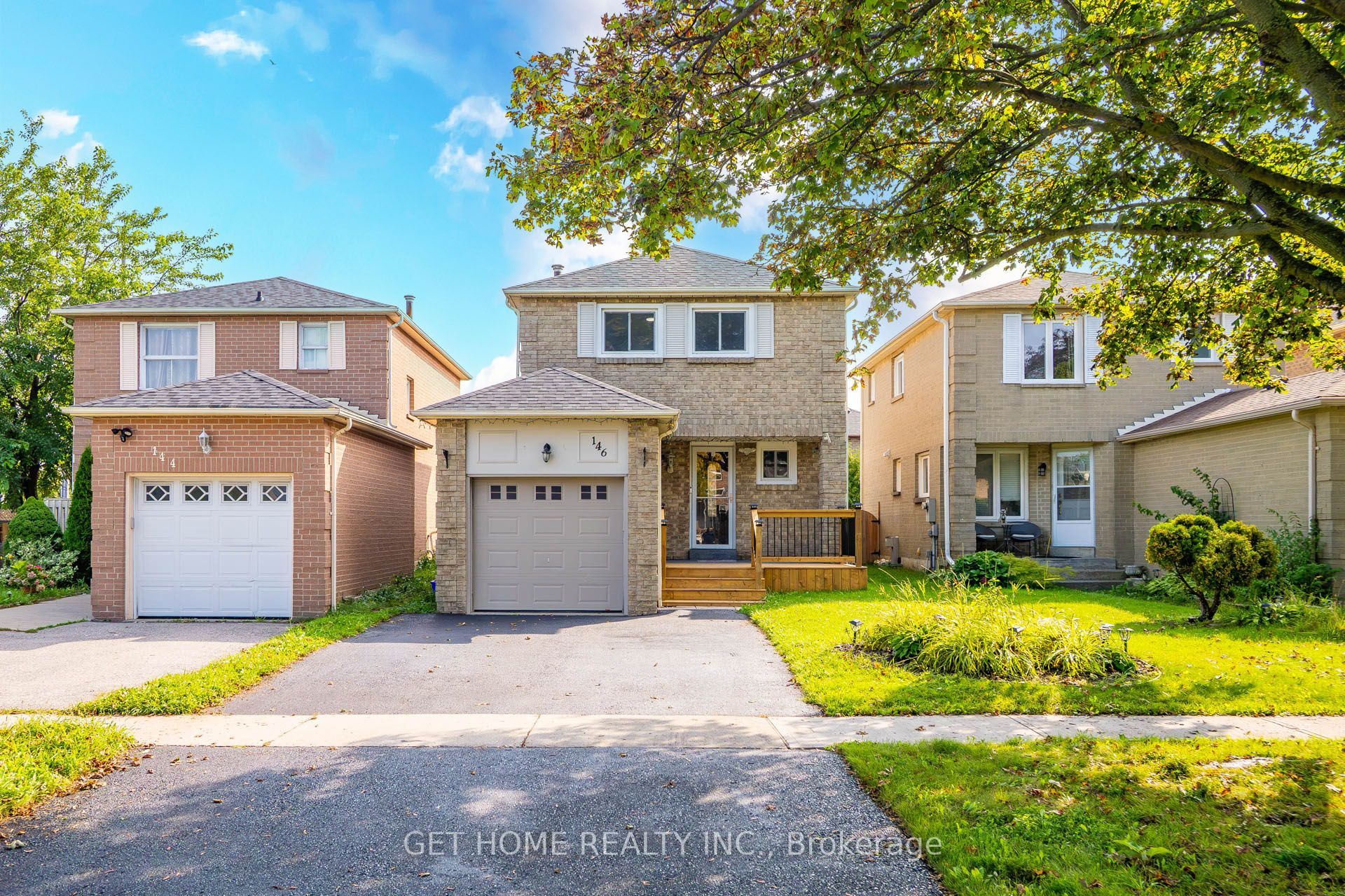 146 Chatfield Drive, Ajax, ON L1T 2J1 photo 2