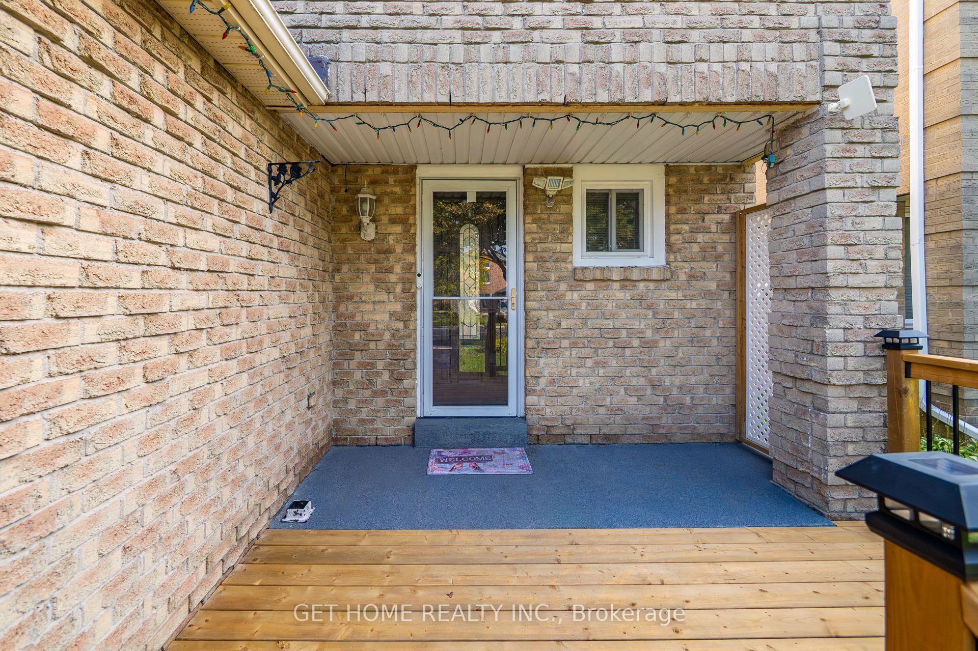 146 Chatfield Drive, Ajax, ON L1T 2J1 photo 5