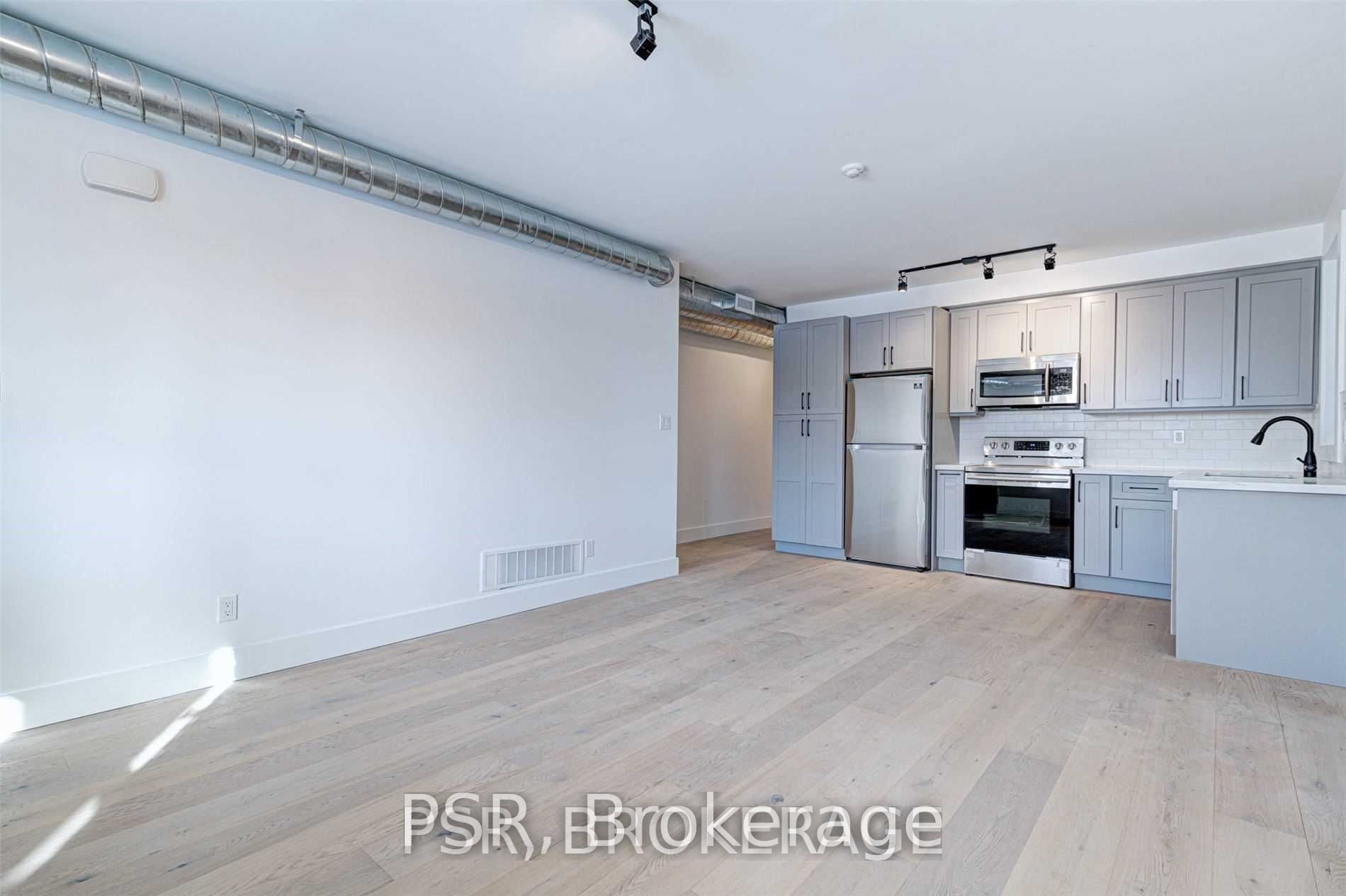87 Hammersmith Avenue Main, Toronto, ON M4E 2W3 photo 3