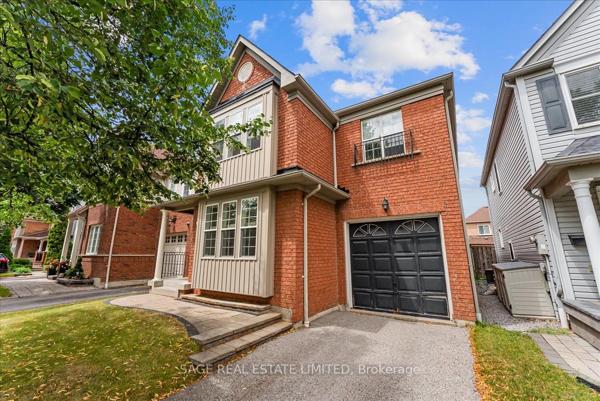34 Mcsweeney Crescent, Ajax, ON L1T 4C7 photo 2