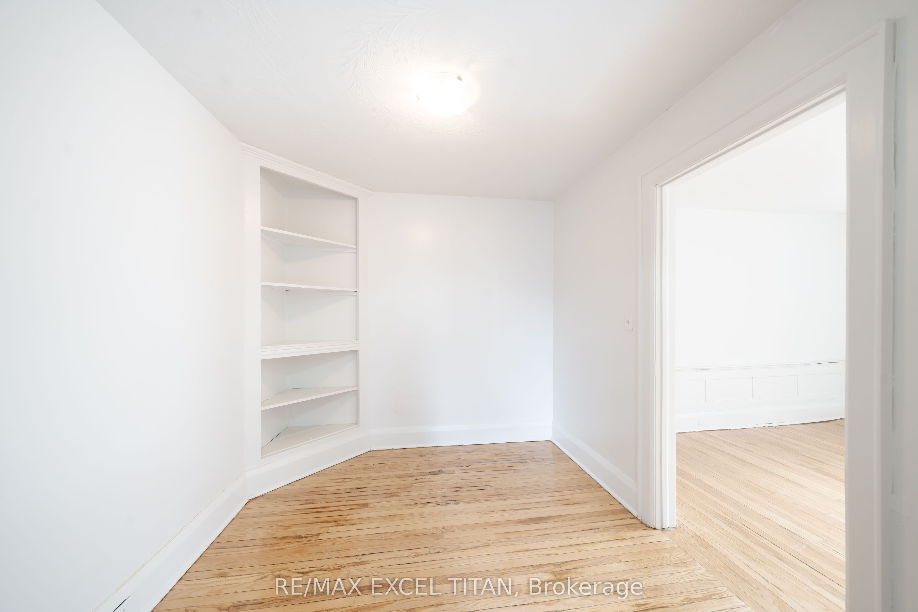12 Kingston Road 75, Toronto, ON M4L 1S5 photo 5