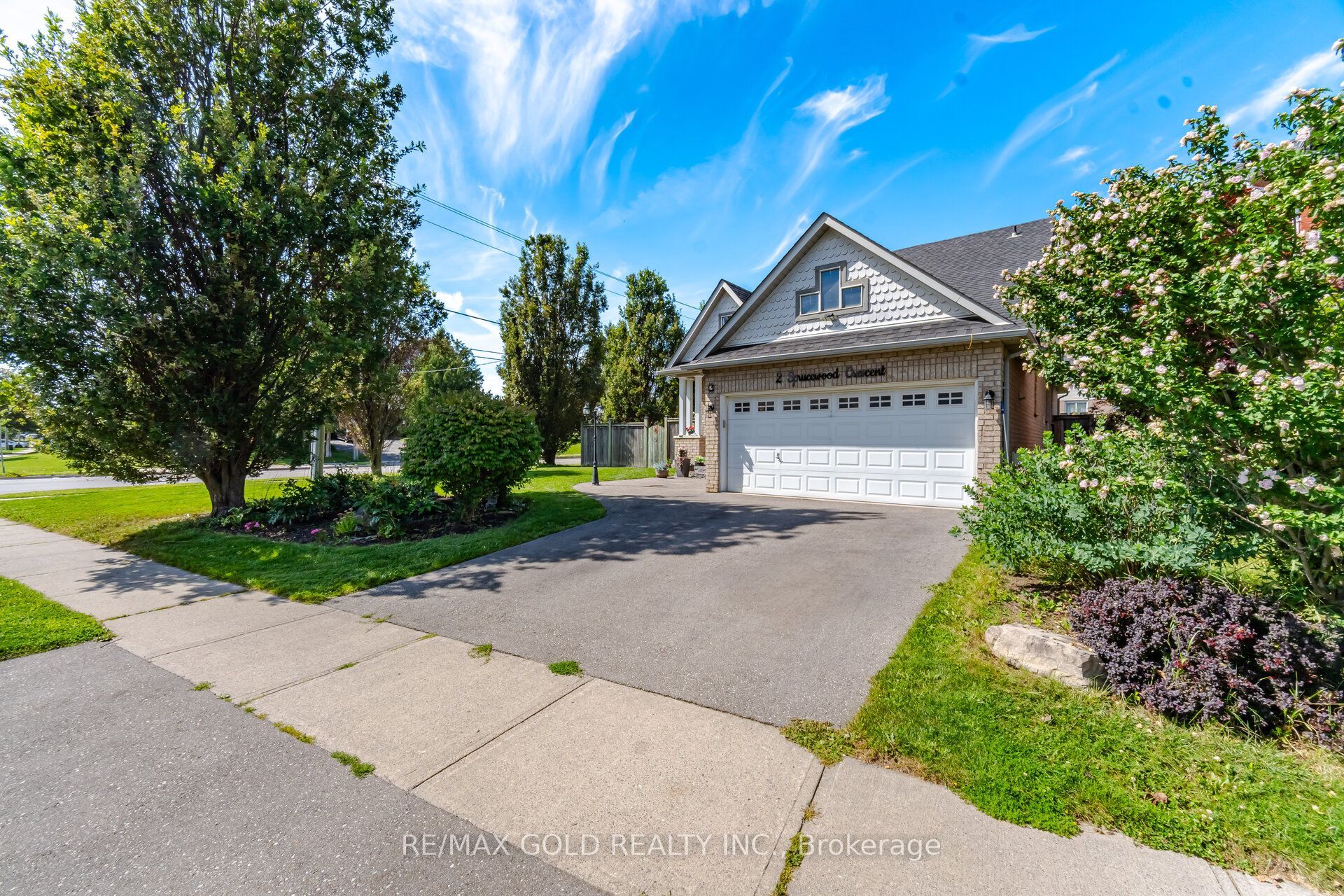 2 Sprucewood Crescent, Clarington, ON L1C 5C6 photo 3