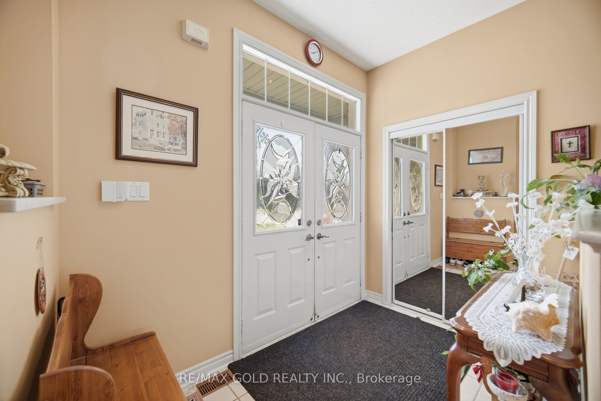 2 Sprucewood Crescent, Clarington, ON L1C 5C6 photo 5