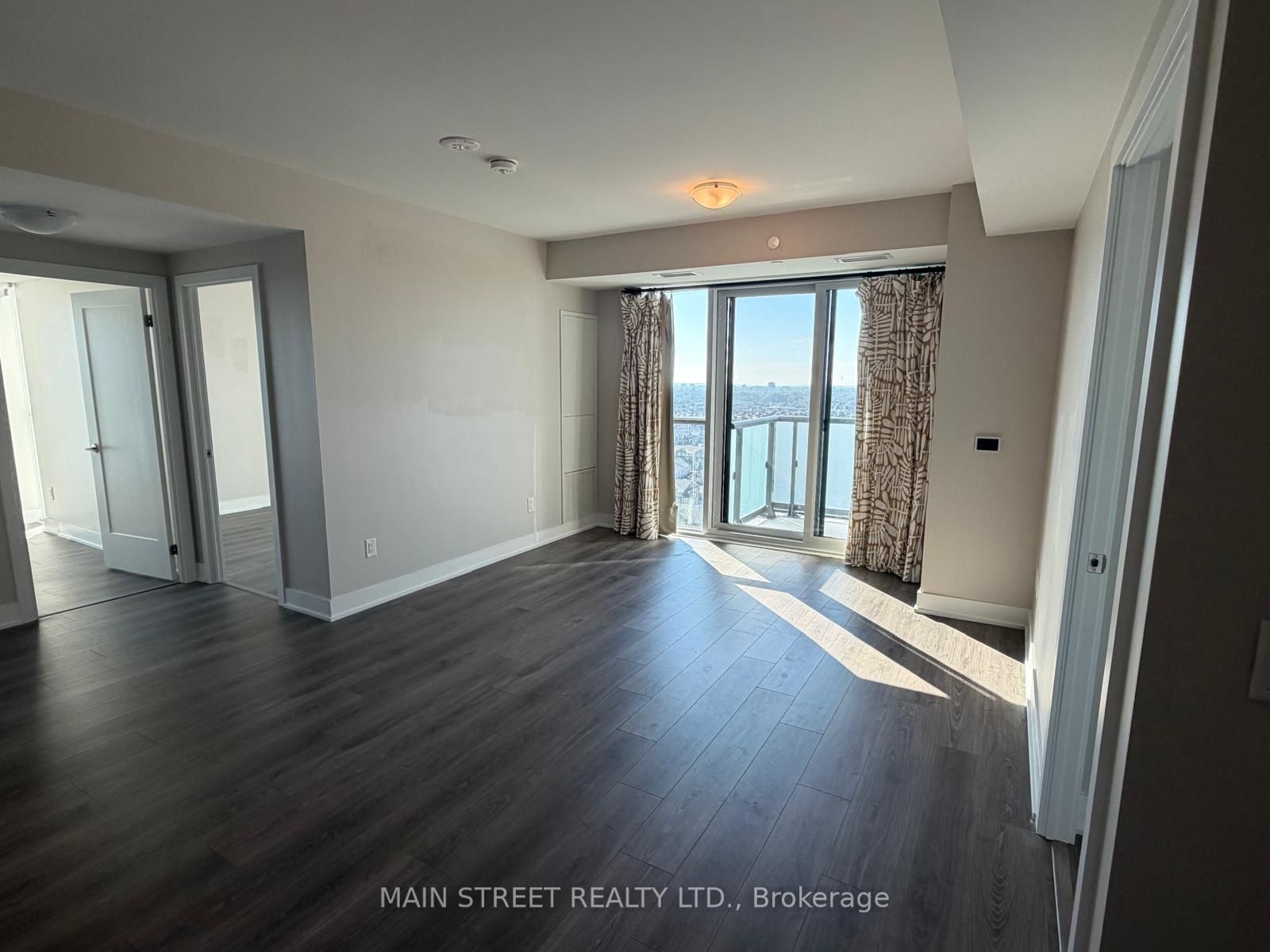 2545 Simcoe Street N 1706, Oshawa, ON L1L 0W3 photo 4
