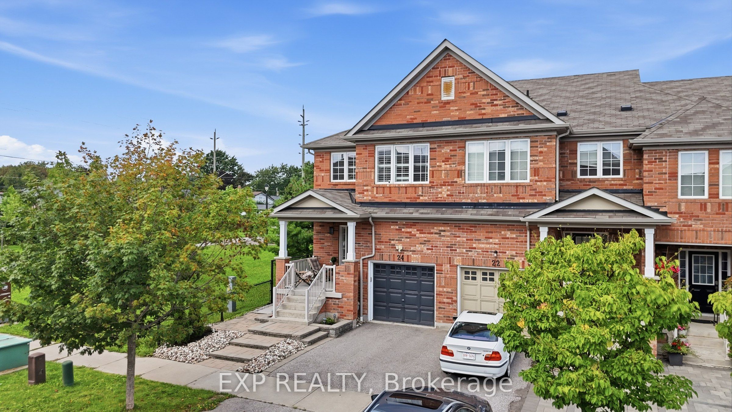 24 Hickman Road, Ajax, ON L1S 0C8 photo 4