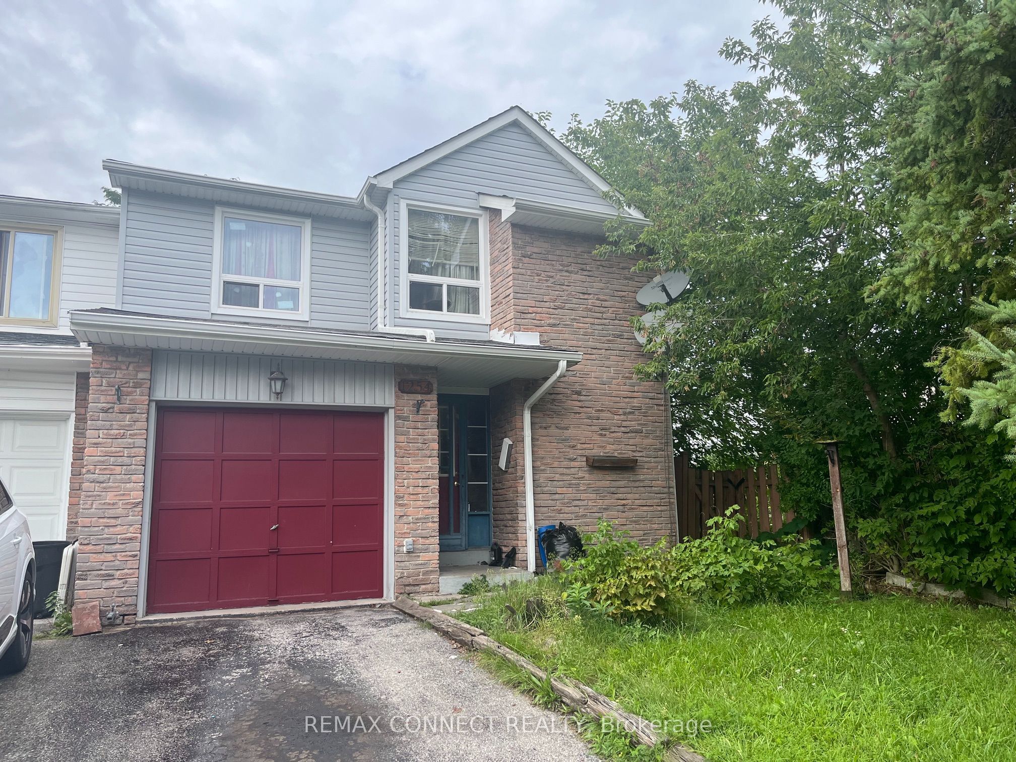 1254 Lutterworth Court, Pickering, ON L1V 3L4