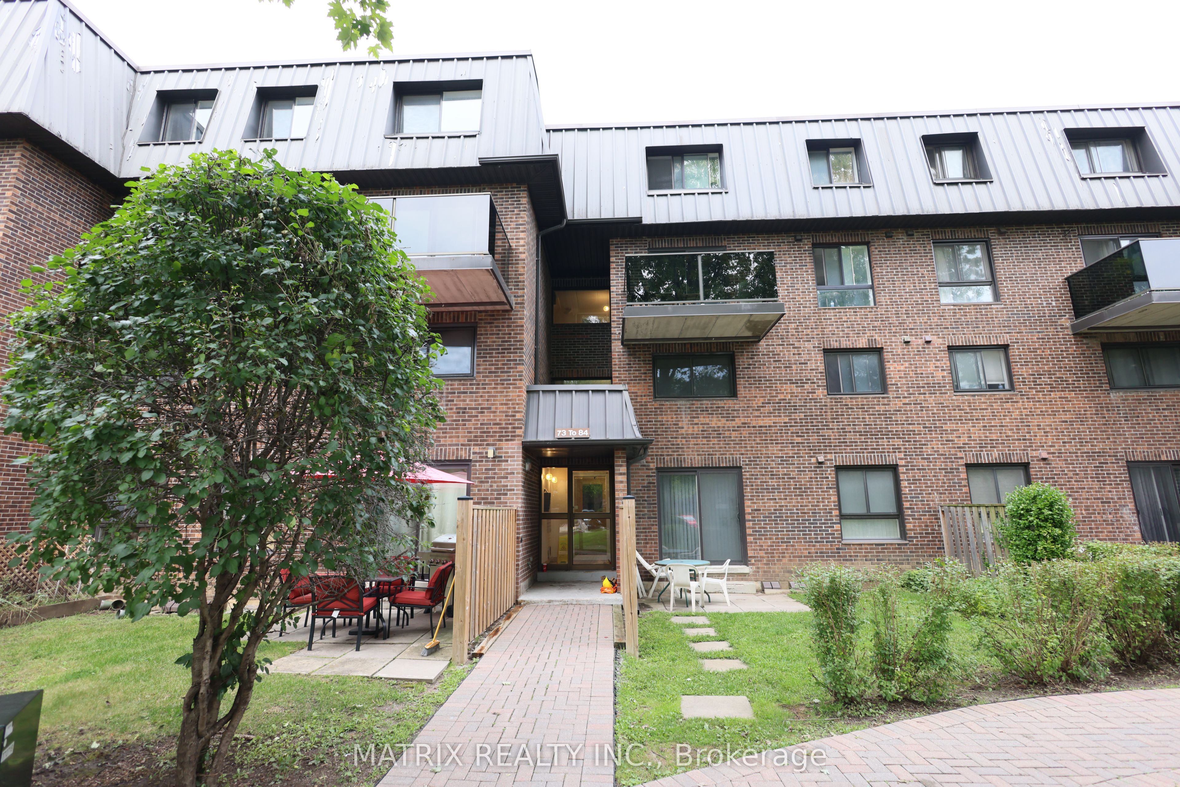 53 Taunton Road E 91, Oshawa, ON L1G 3T6