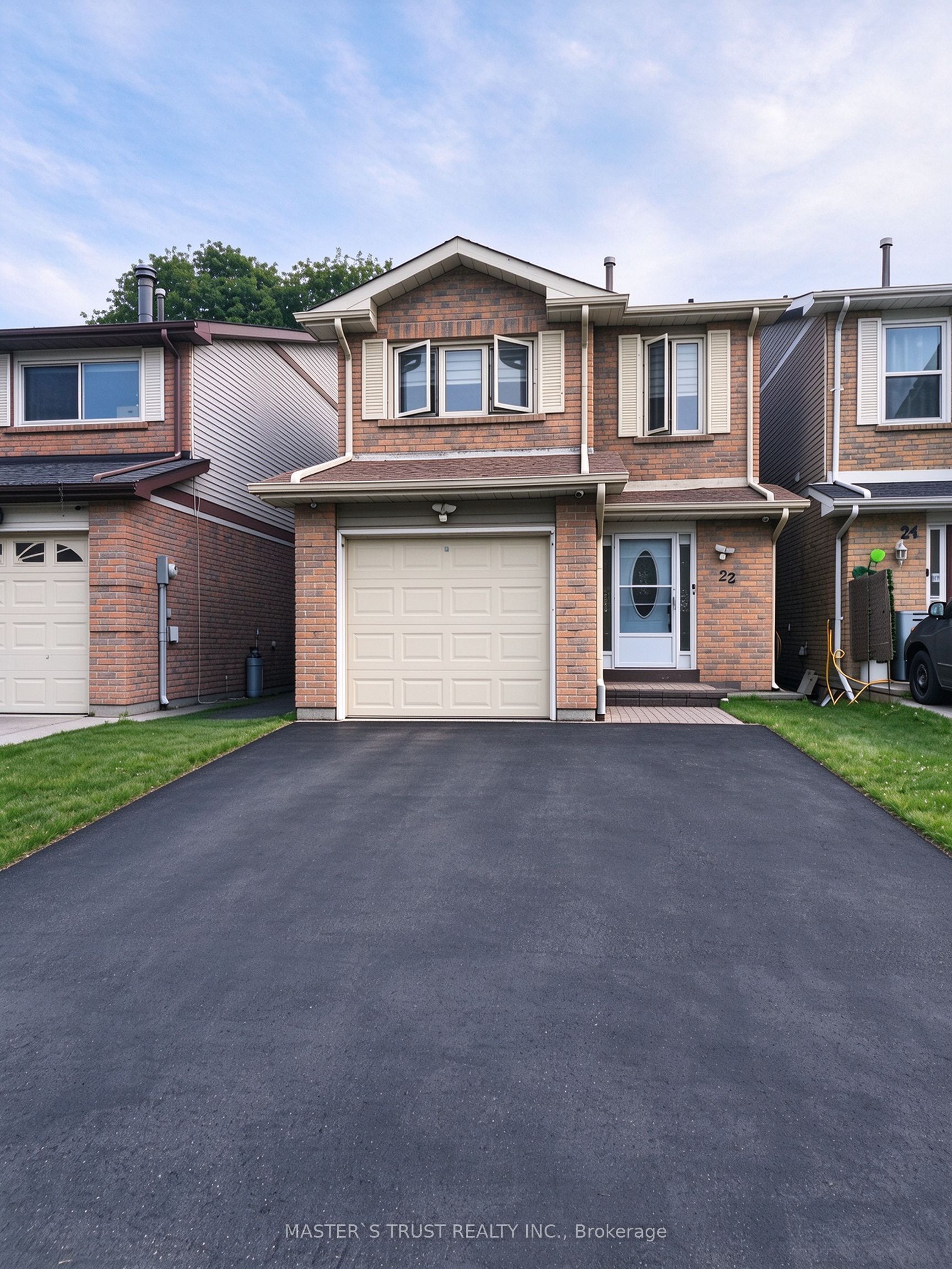 22 O'Halloran Crescent, Toronto, ON M1V 2C3
