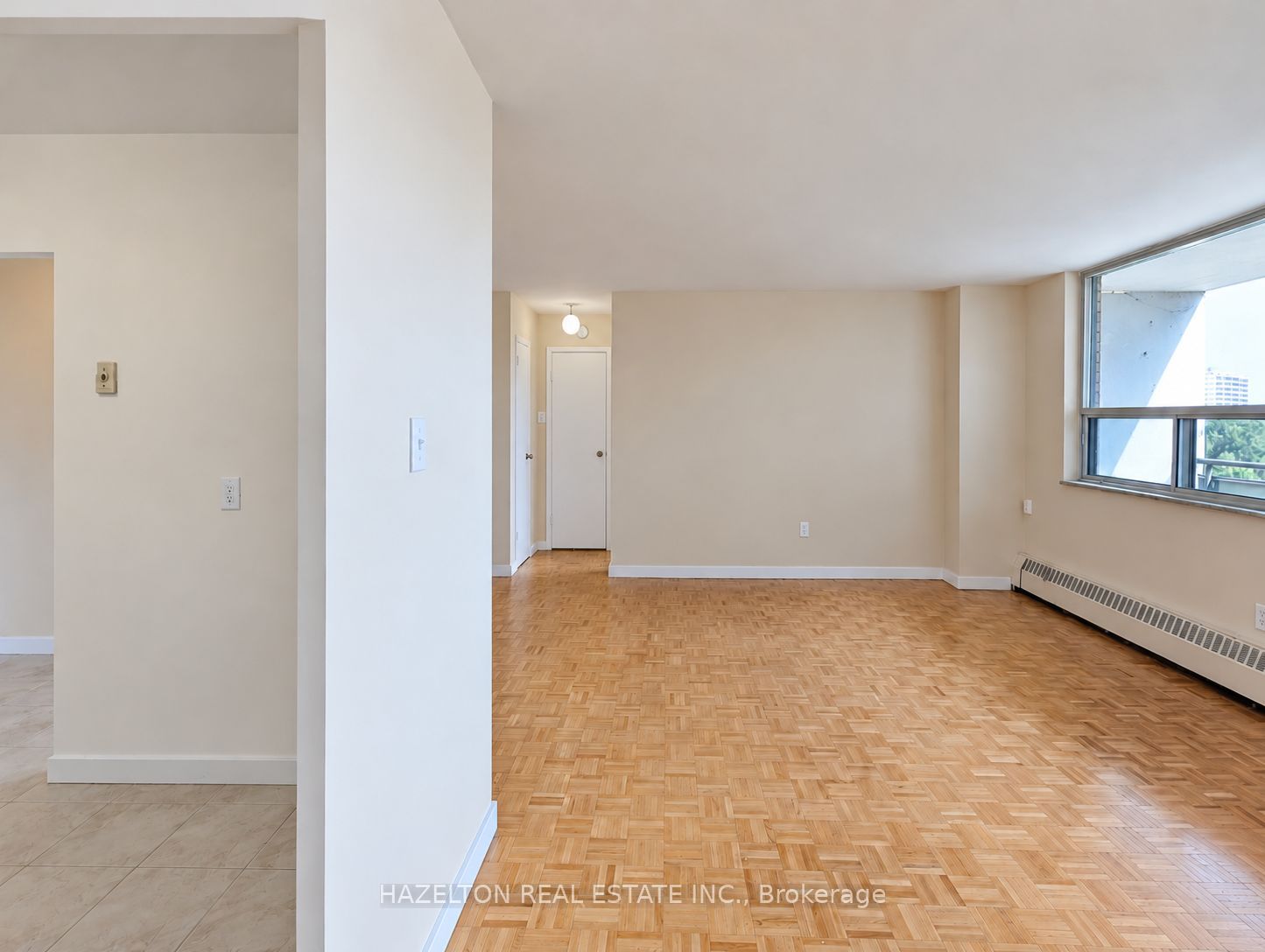 126 Bellamy Road 1004, Toronto, ON M1J 2L1 photo 2
