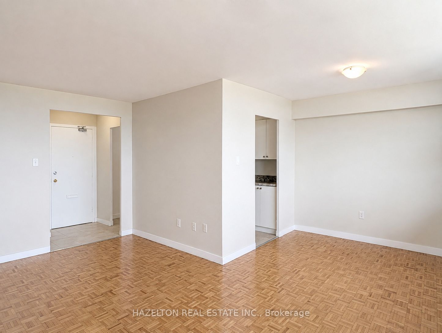126 Bellamy Road 1505, Toronto, ON M1J 2L1 photo 2