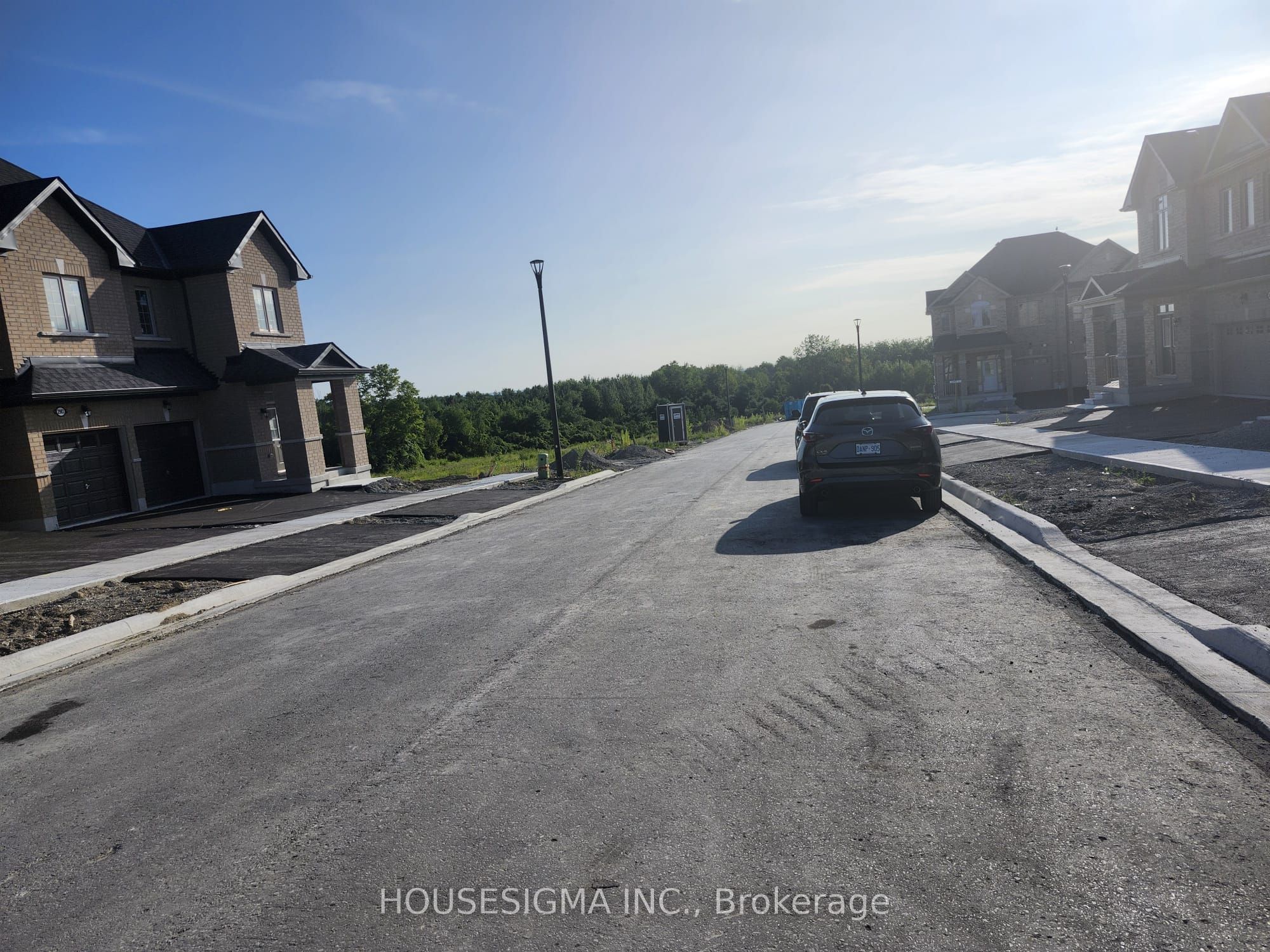 2988 Zenith Parkway, Pickering, ON L1X 0R1 photo 5