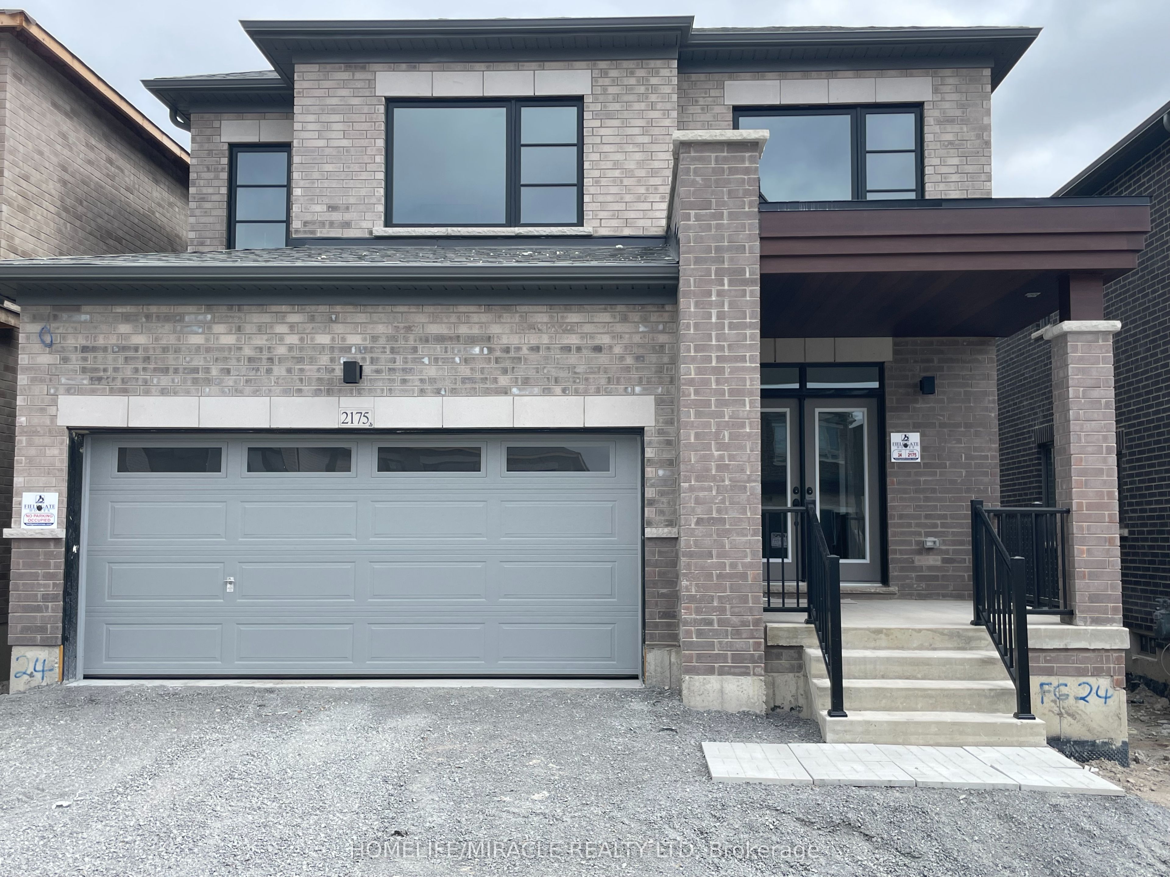 2175 Coppermine Street, Oshawa, ON L1L 0T1 photo 2