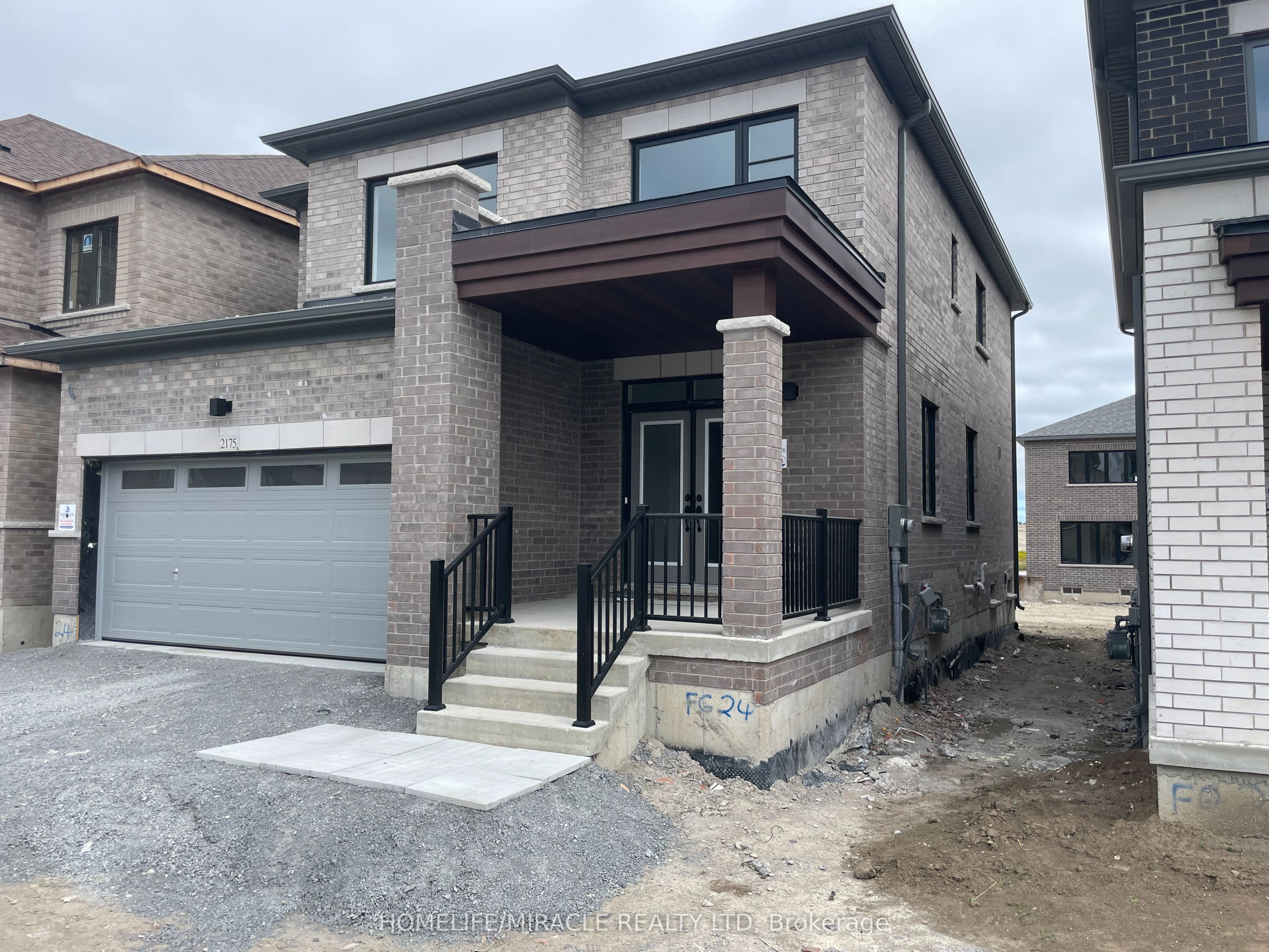 2175 Coppermine Street, Oshawa, ON L1L 0T1 photo 3
