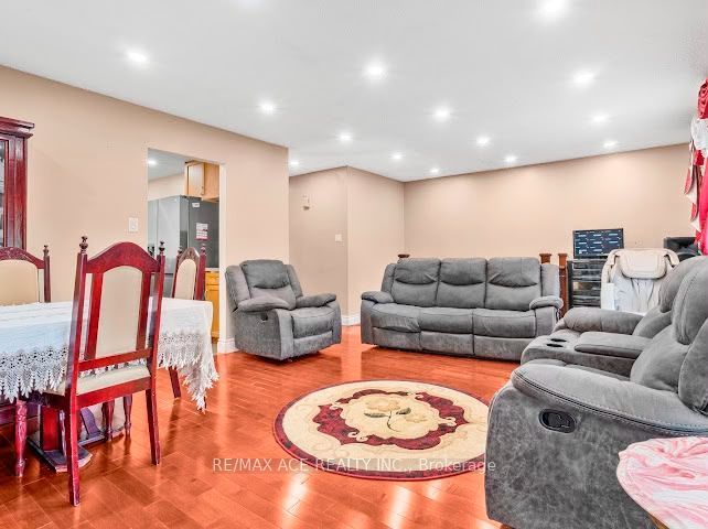 149 Nelson Street Main, Toronto, ON M1J 3J8 photo 5