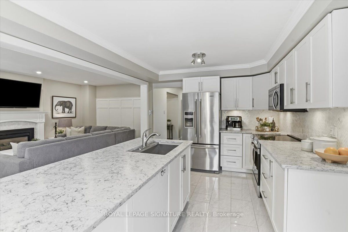 50 Lumsden Crescent, Whitby, ON L1R 1G5 photo 5