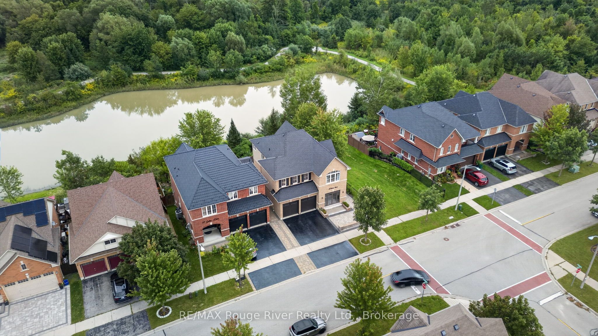 19 Galea Drive, Ajax, ON L1Z 0J7 photo 4