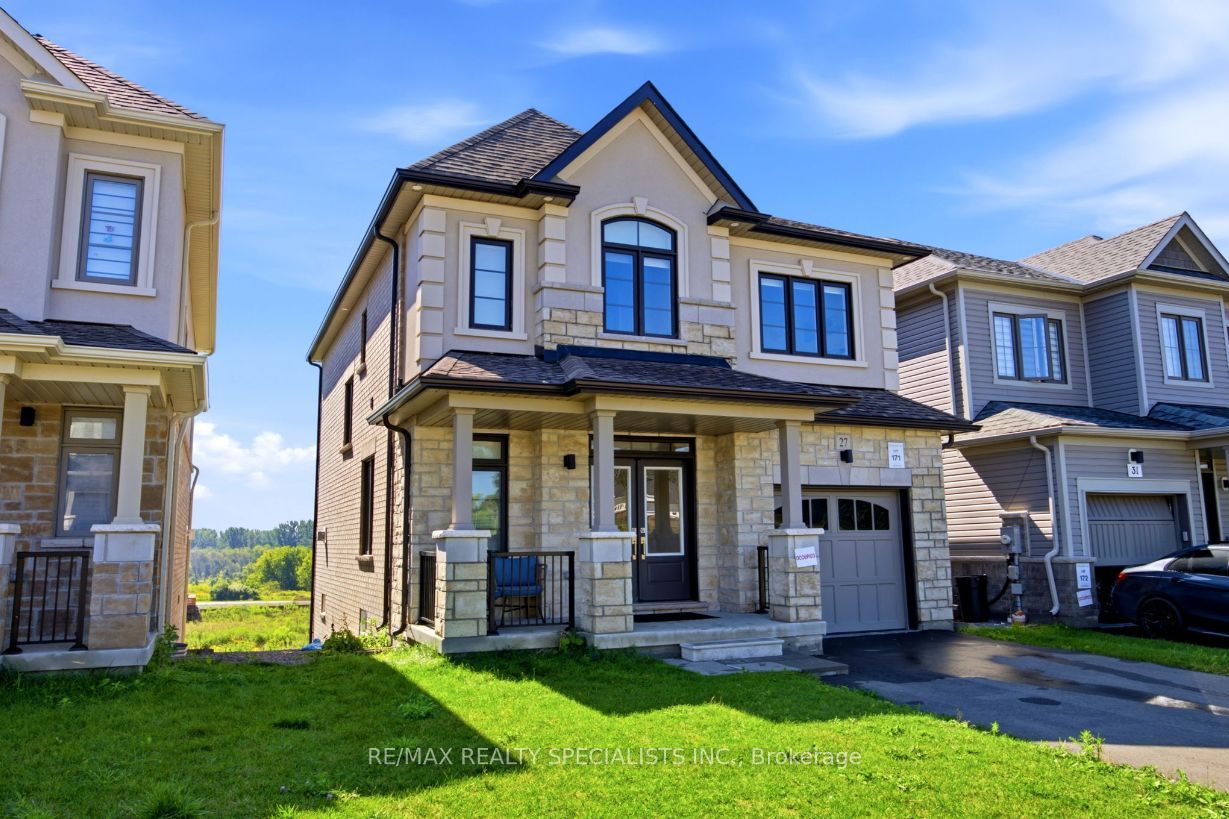 27 Salmon Crescent, Clarington, ON L1B 1L9