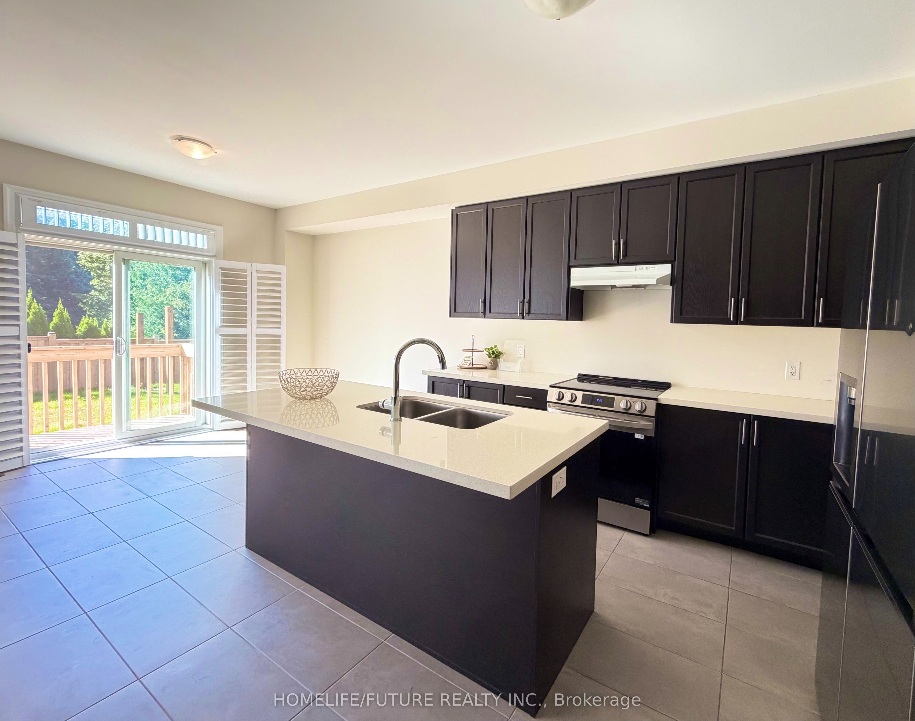 171 Grady Drive, Clarington, ON L1B 0W4 photo 5