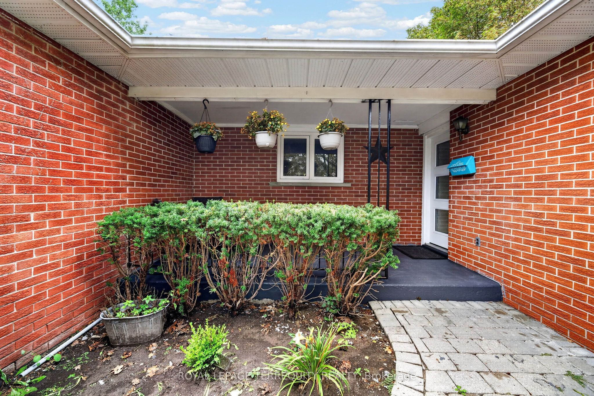 134 Switzer Drive, Oshawa, ON L1G 3J7 photo 4