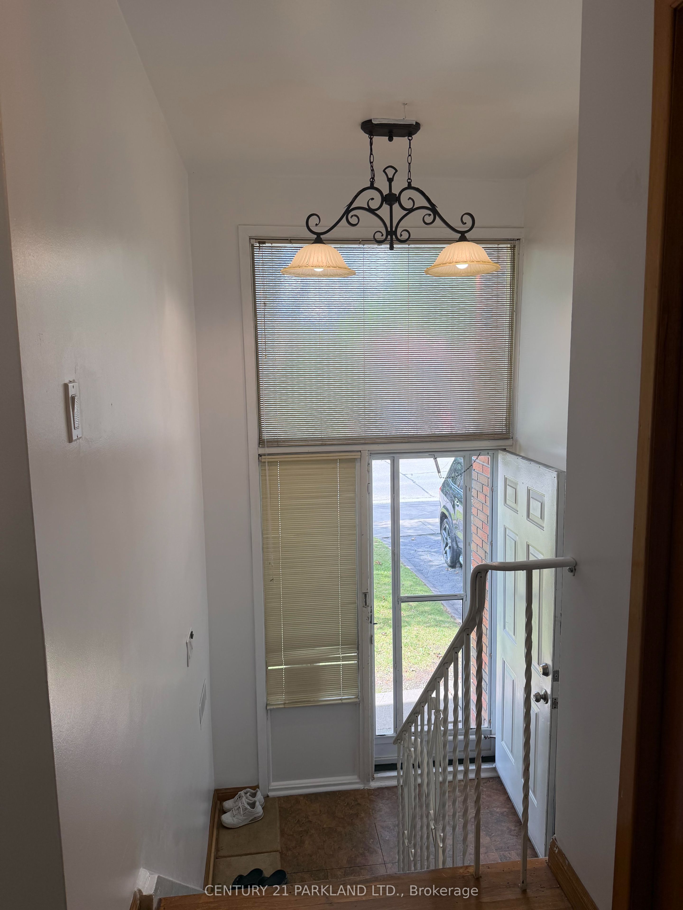 59 Cedar Drive, Toronto, ON M1J 3E9 photo 2