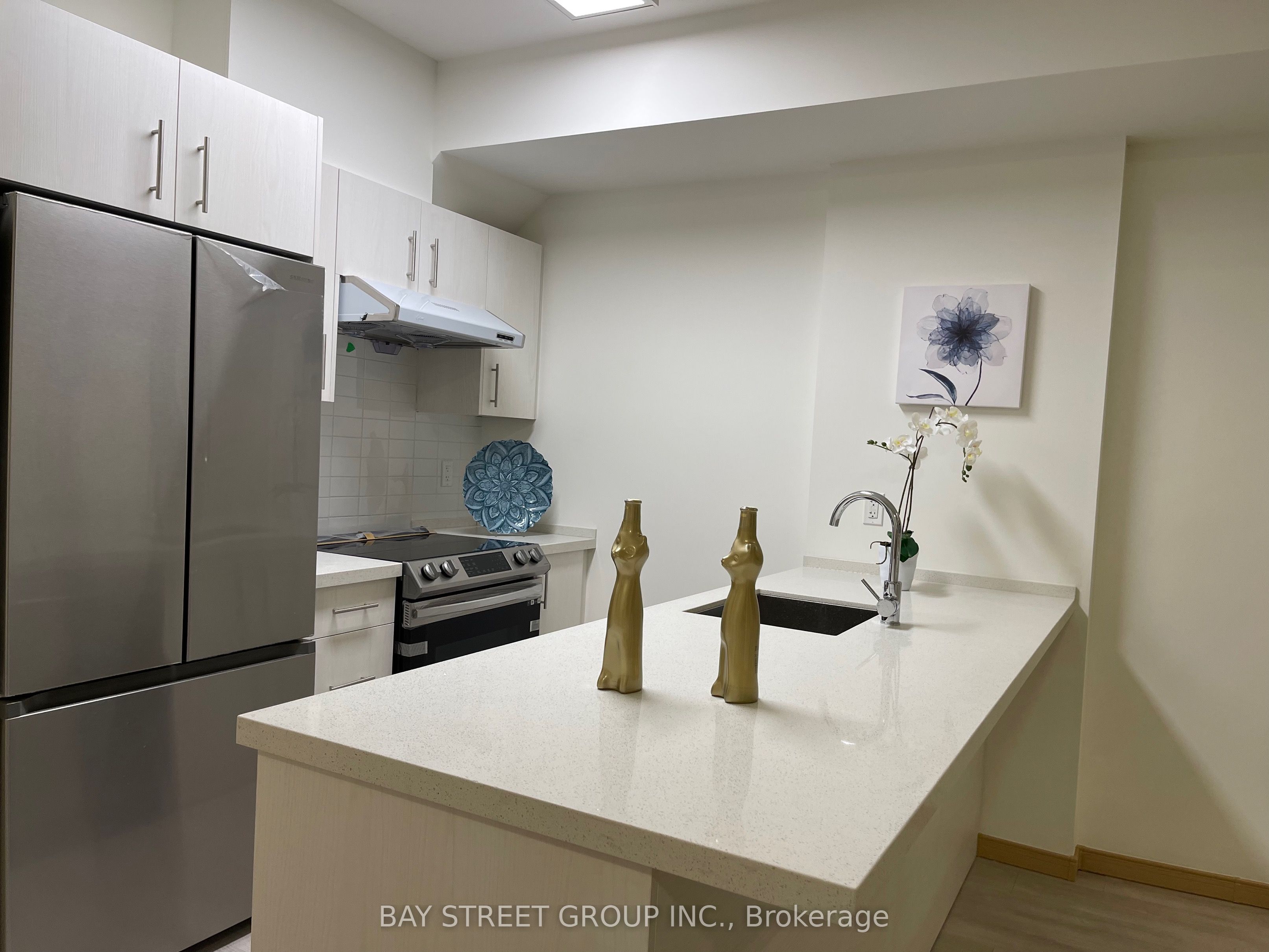 50 Morecambe Gate B302, Toronto, ON M1W 2N5 photo 5
