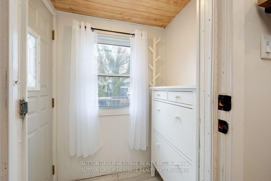 34 Maple Street, Ajax, ON L1S 1V7 photo 5