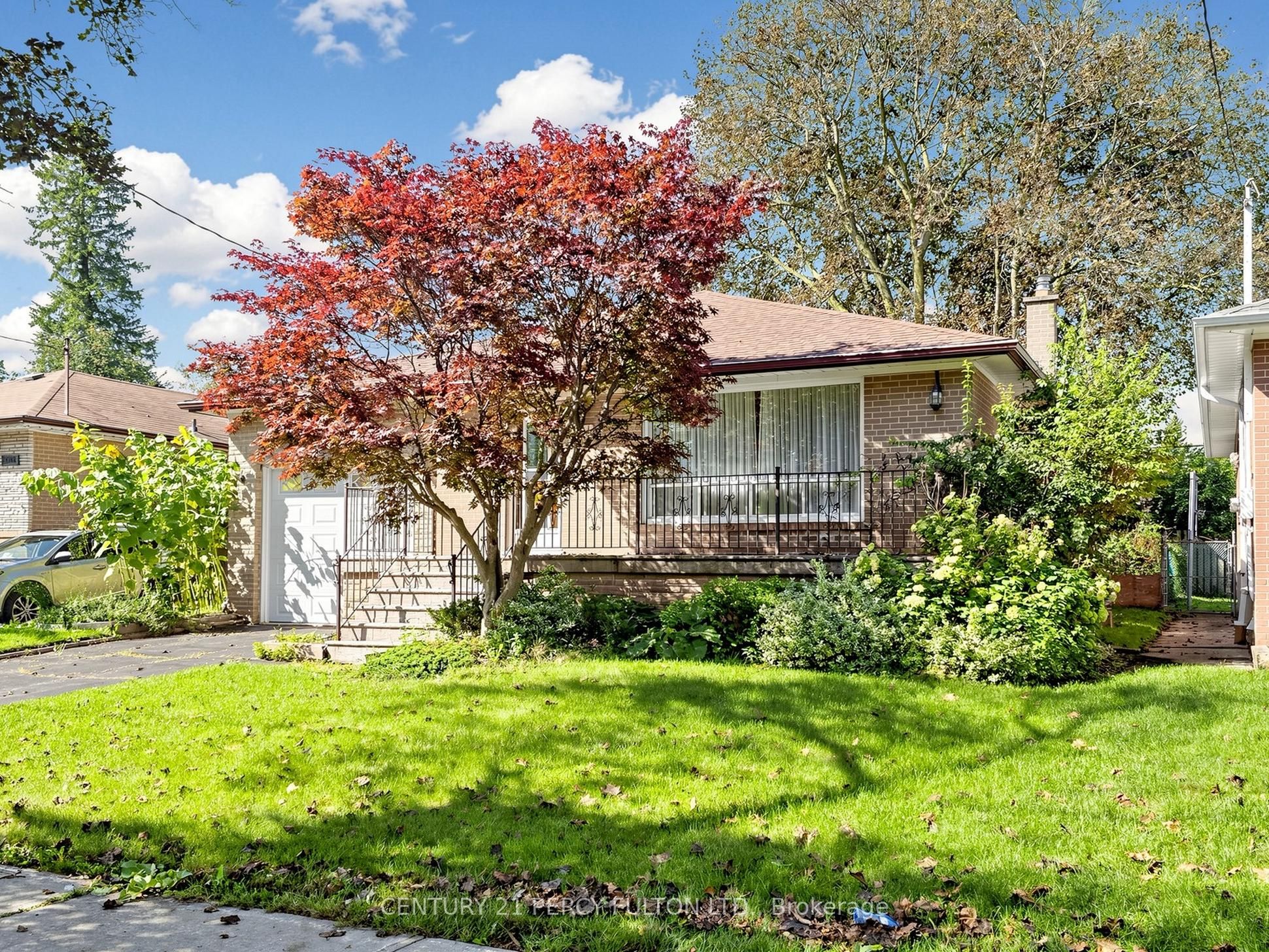 464 Scarborough Golf Club Road, Toronto, ON M1G 1H1 photo 4