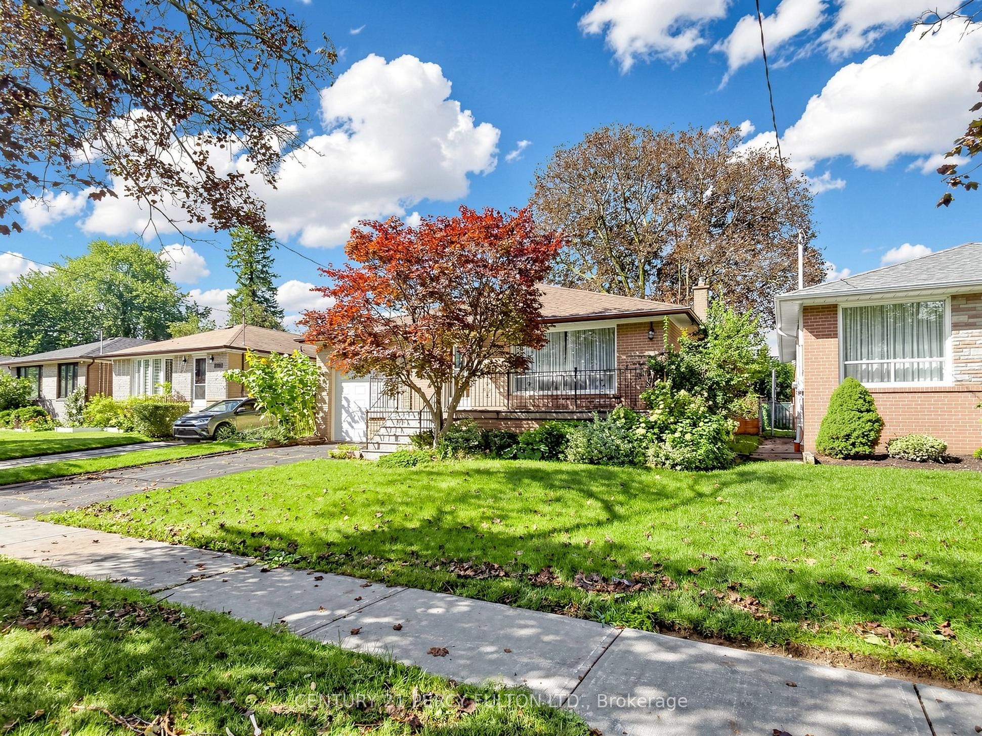 464 Scarborough Golf Club Road, Toronto, ON M1G 1H1 photo 5