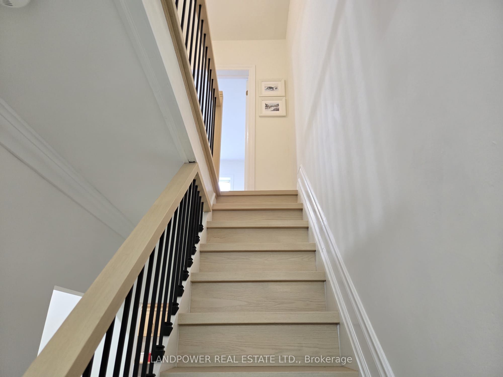 221 Riverdale Avenue, Toronto, ON M4K 1C4 photo 4