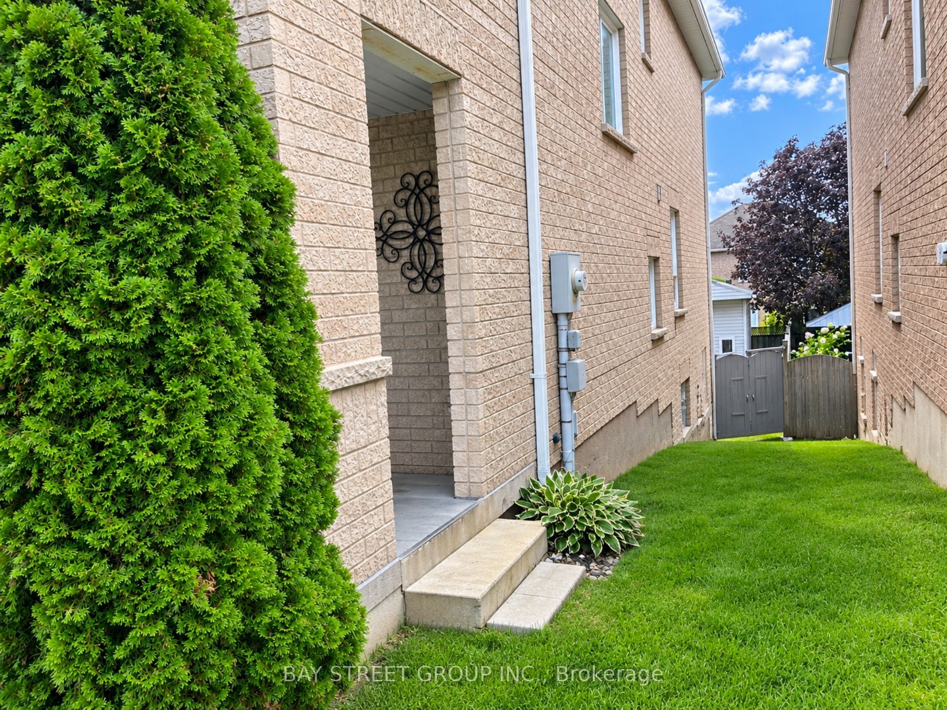 63 Aylesworth Avenue, Clarington, ON L1E 3J8 photo 4
